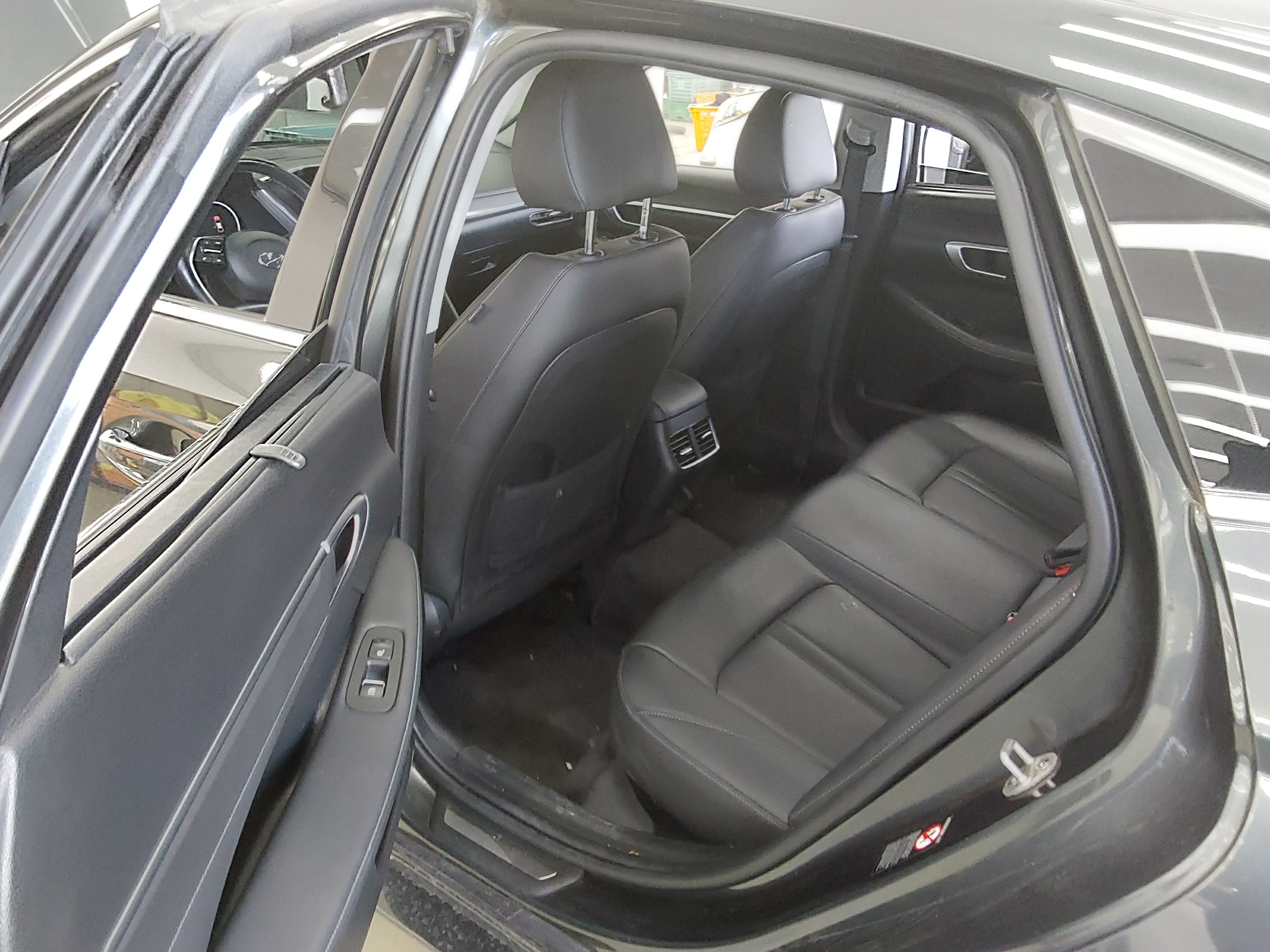 Hyundai Sonata 2023 - Image 11