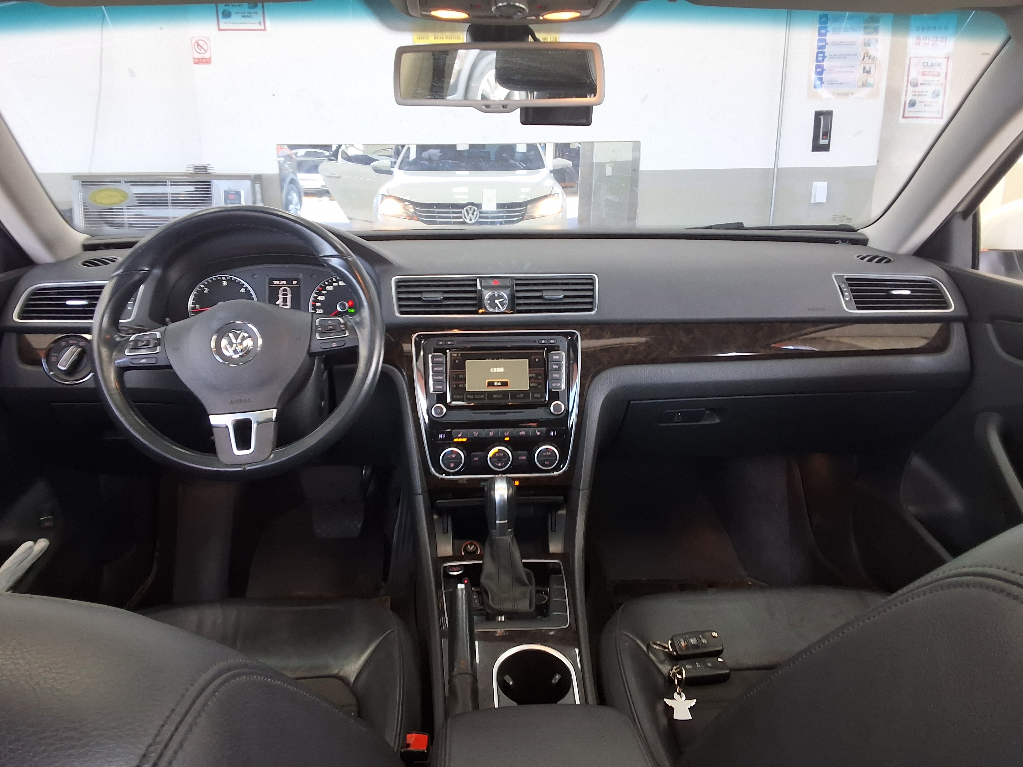 Volkswagen Other - 10