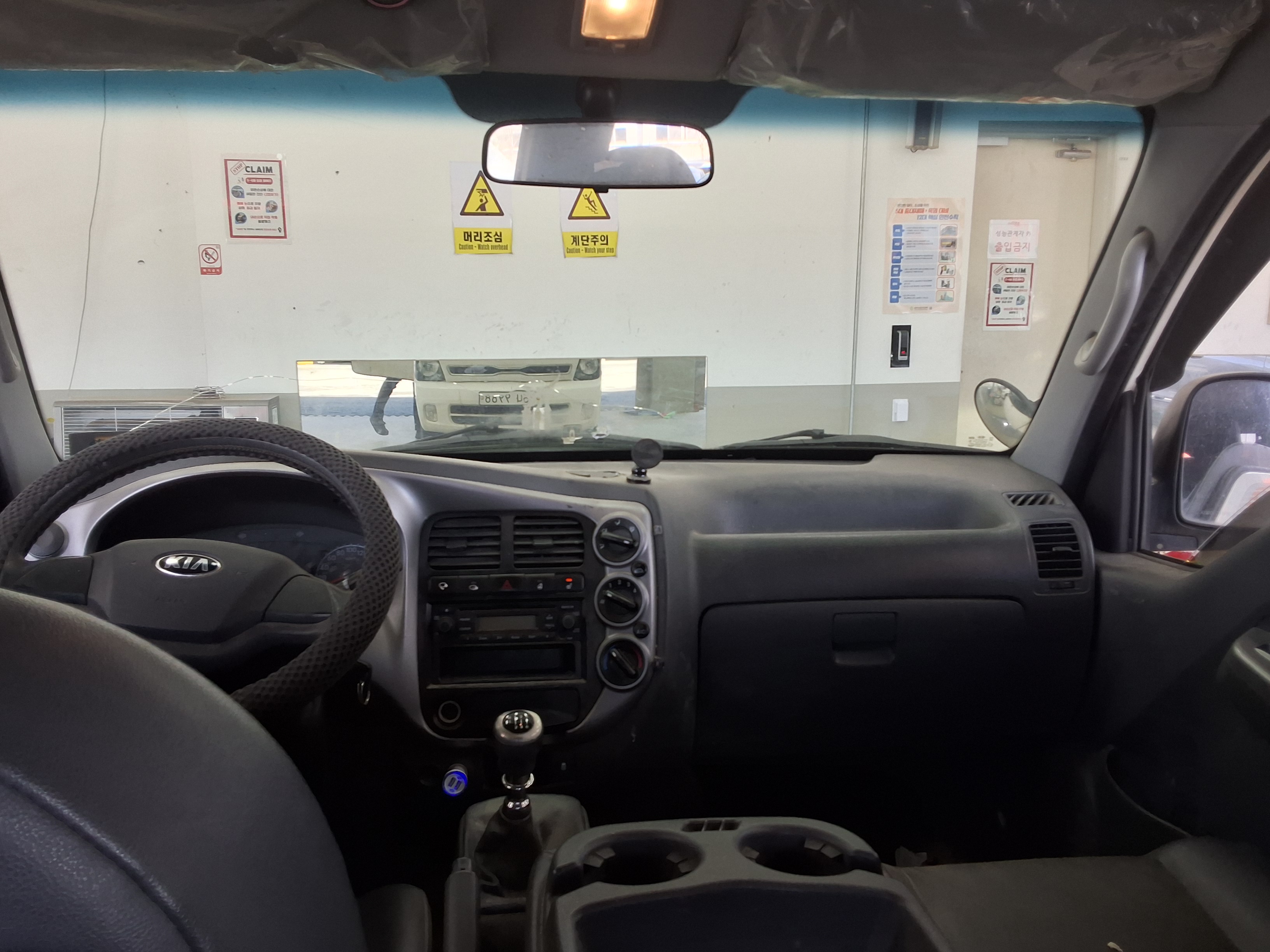 Kia Bongo 2015 - Image 10