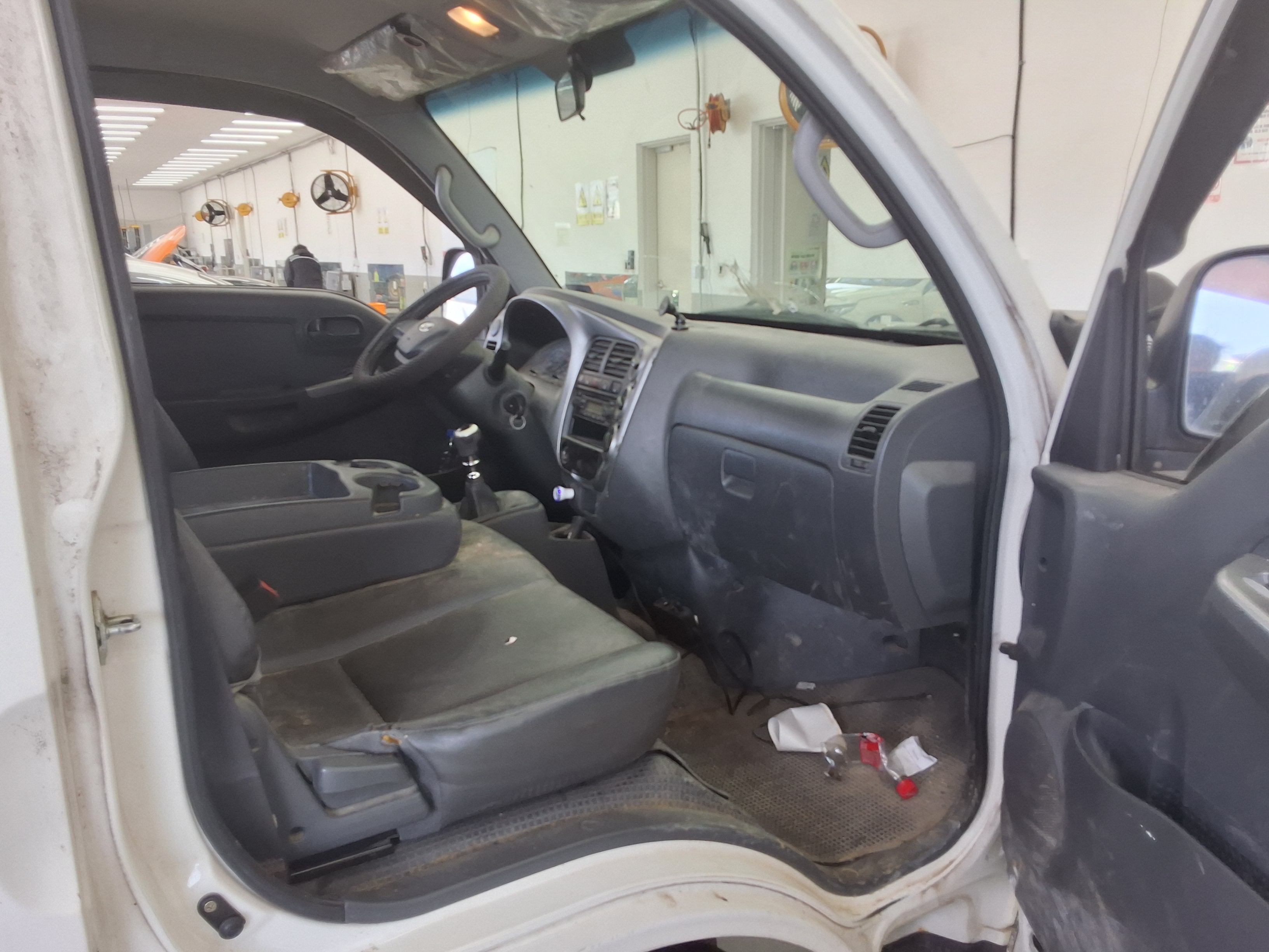 Kia Bongo 2015 - Image 14