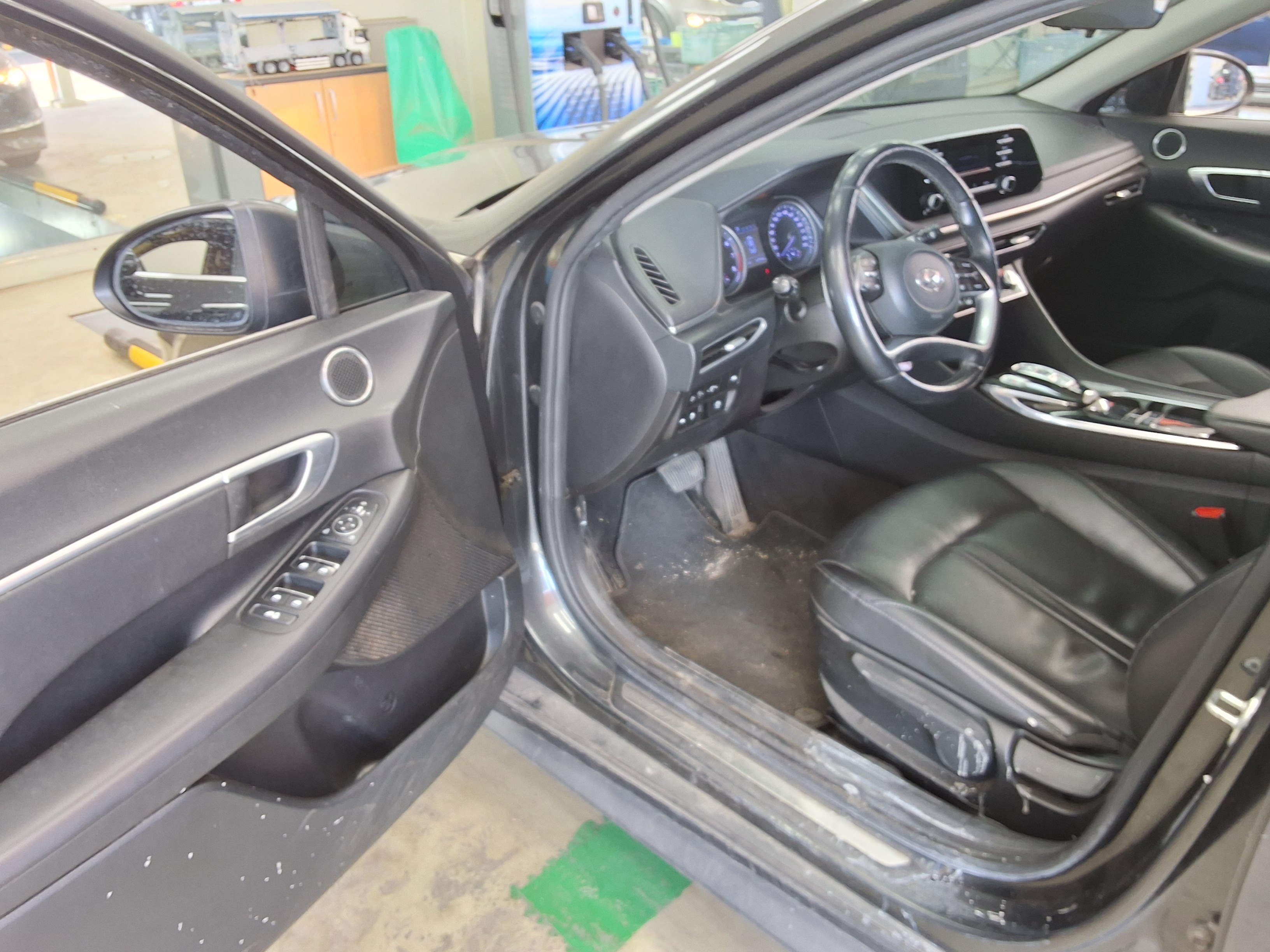 Hyundai Sonata 2021 - Image 9