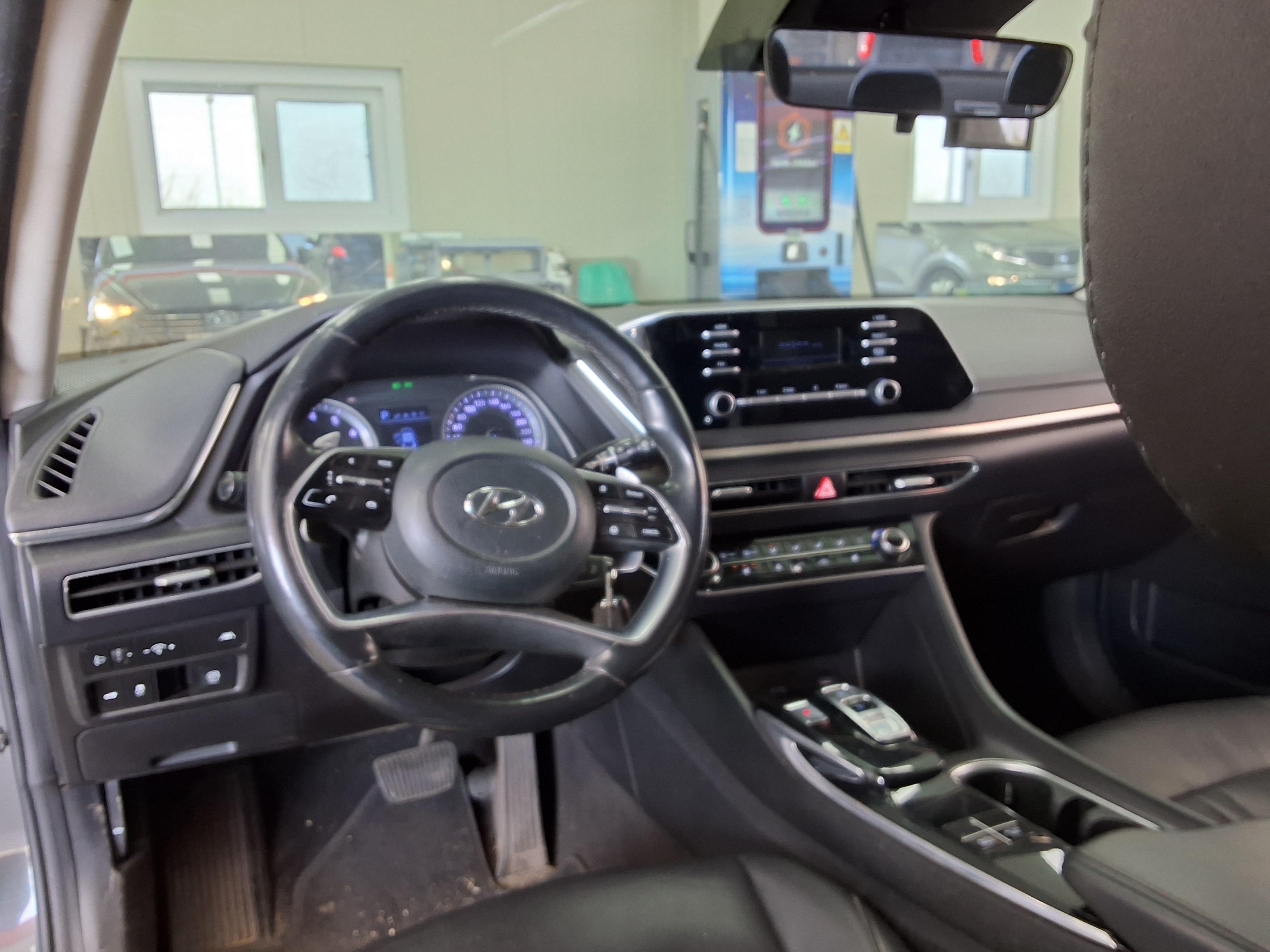 Hyundai Sonata 2021 - Image 10