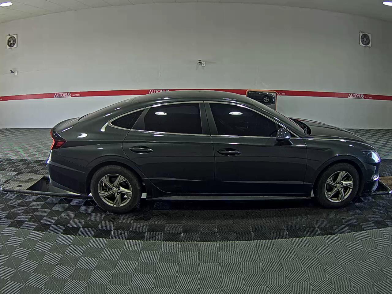 Hyundai Sonata 2021 - Image 3
