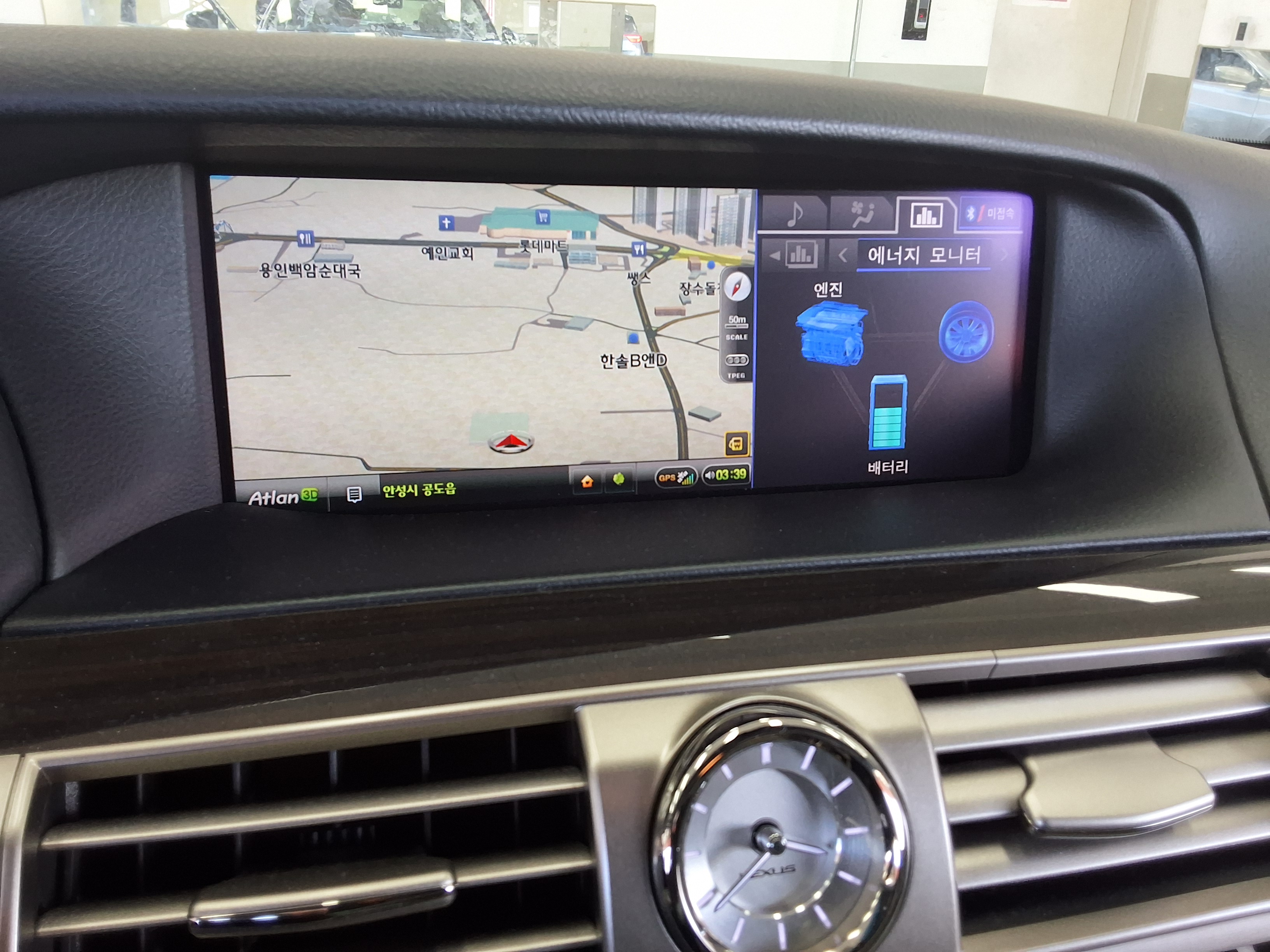 LEXUS LS - 17