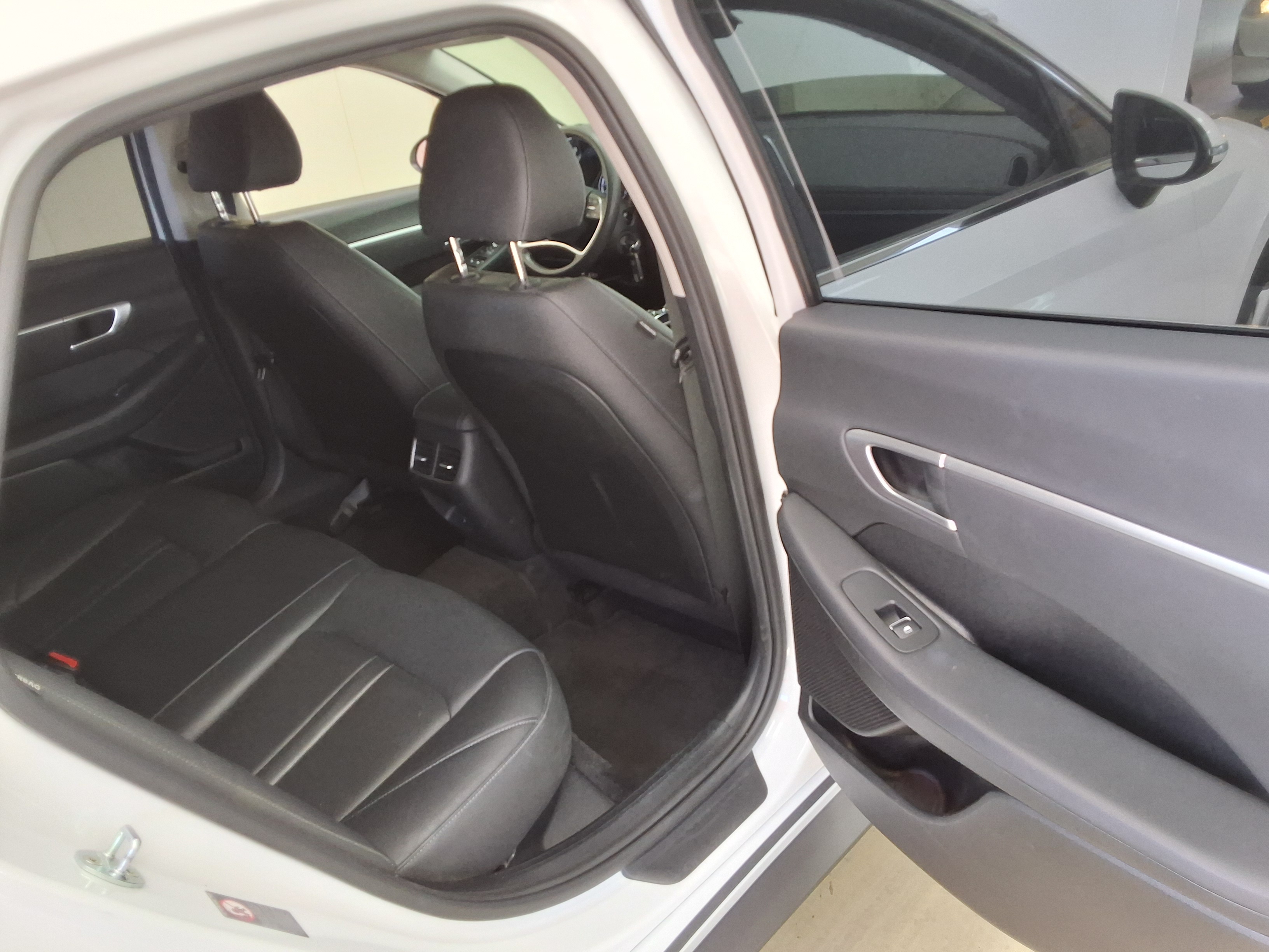 Hyundai Sonata 2020 - Image 12