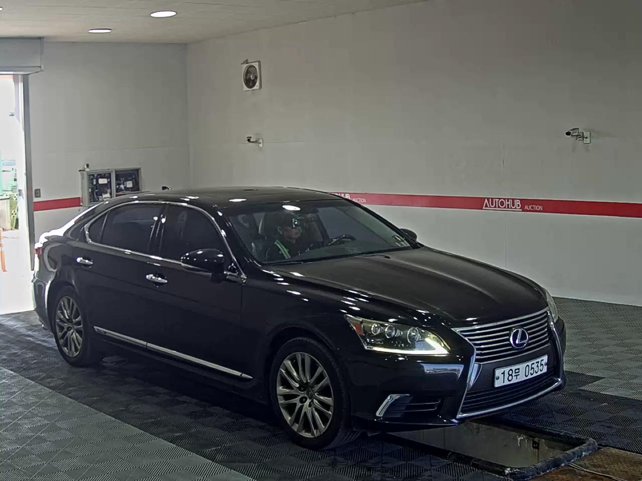 LEXUS LS - 2