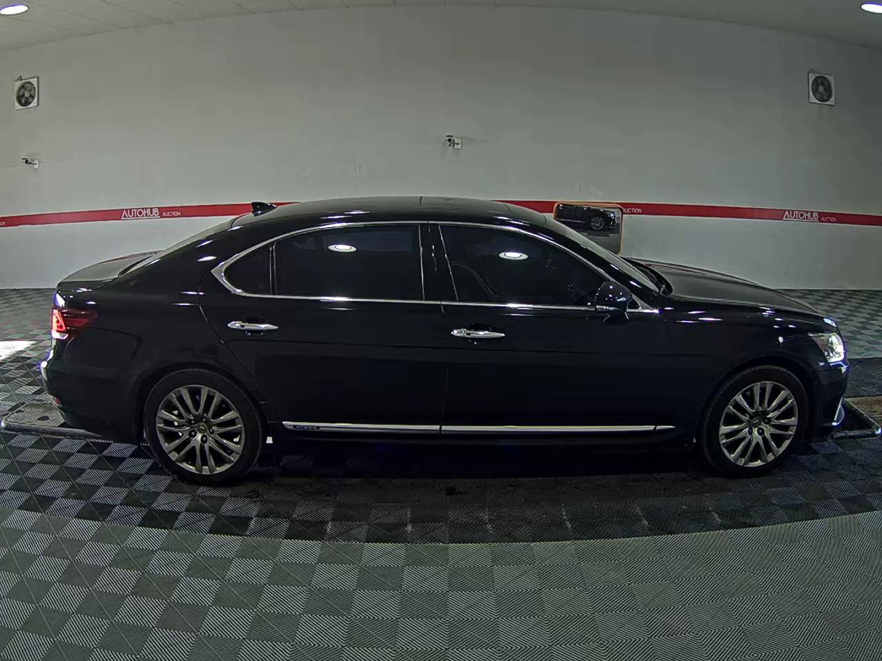 LEXUS LS - 3