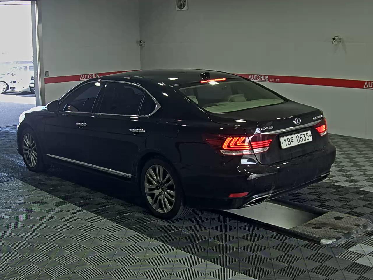 LEXUS LS - 5