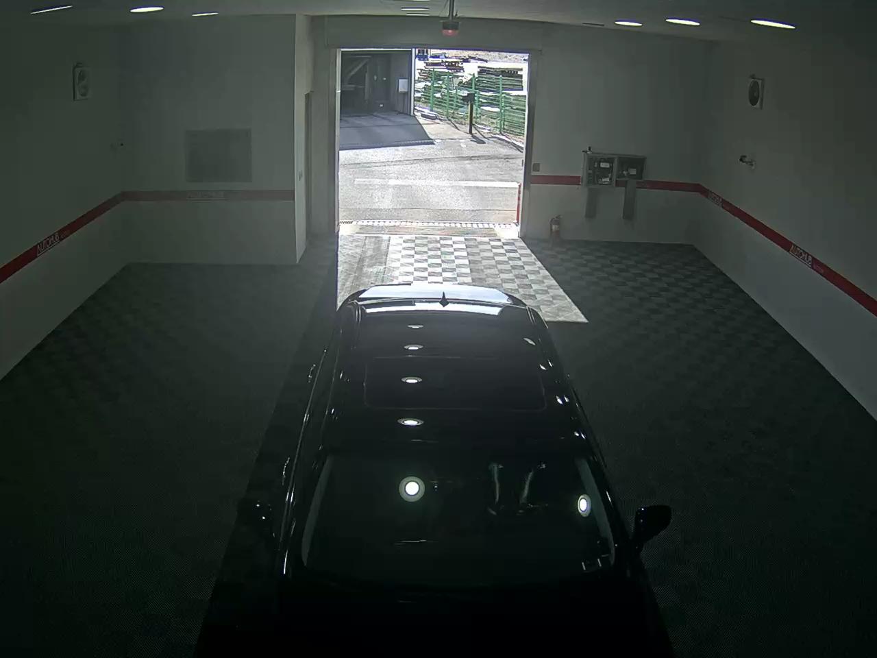 LEXUS LS - 6