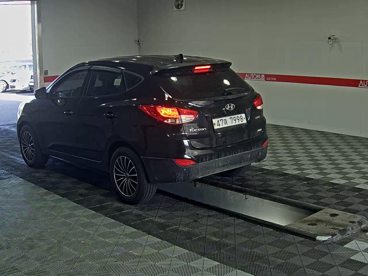 BMW iX - 5
