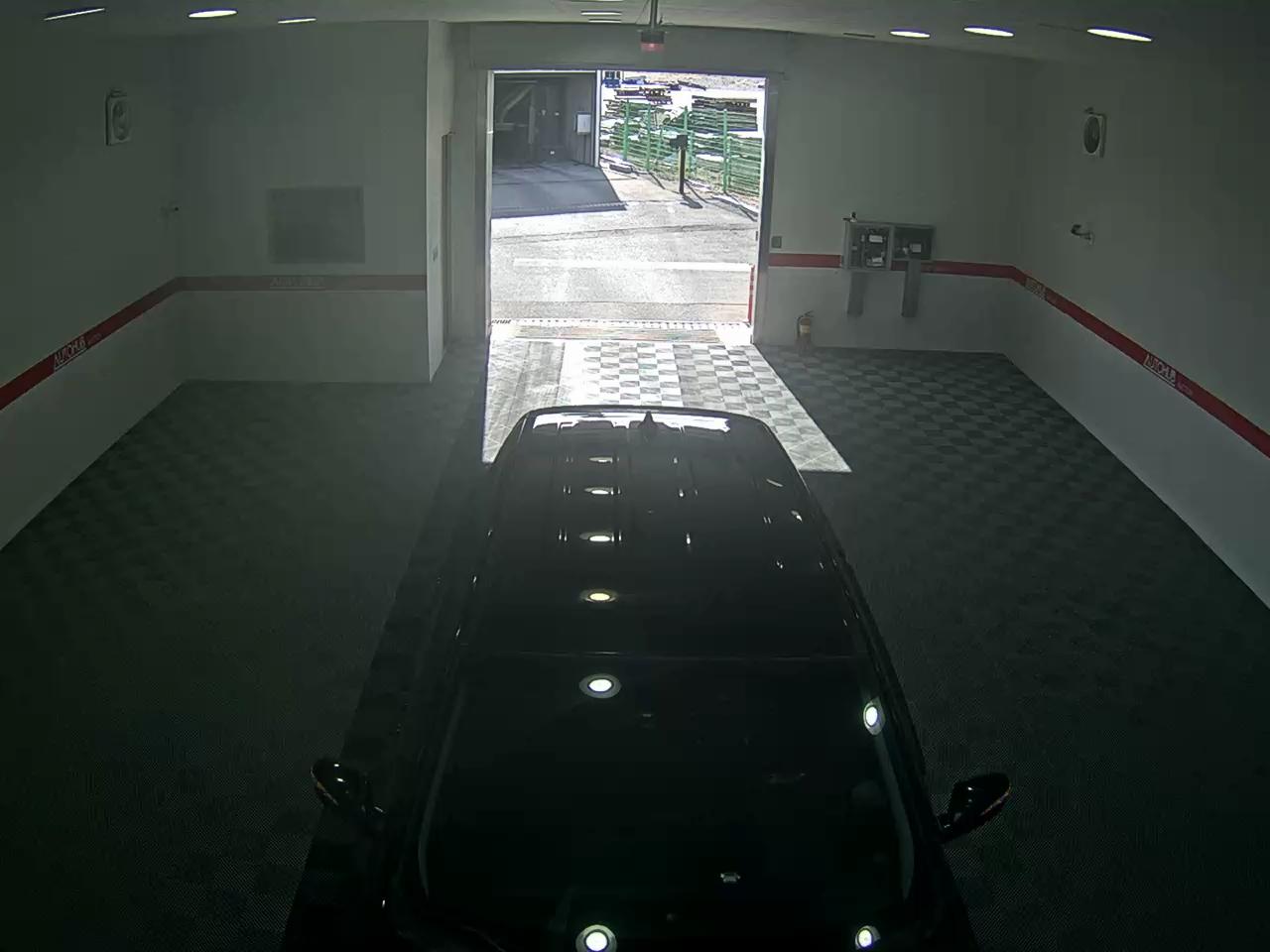 BMW iX - 6