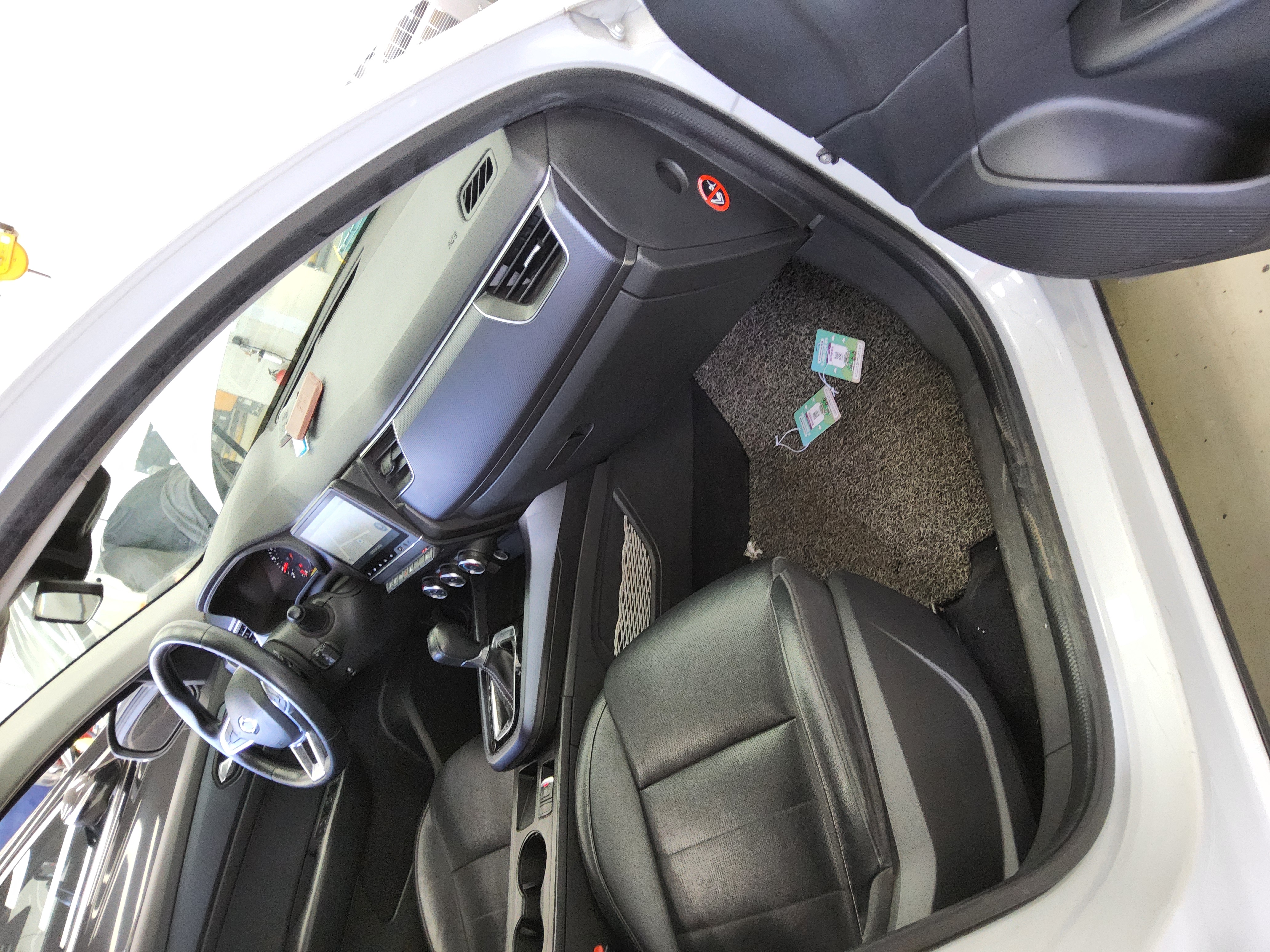 Renault Samsung XM3 2020 - Image 13
