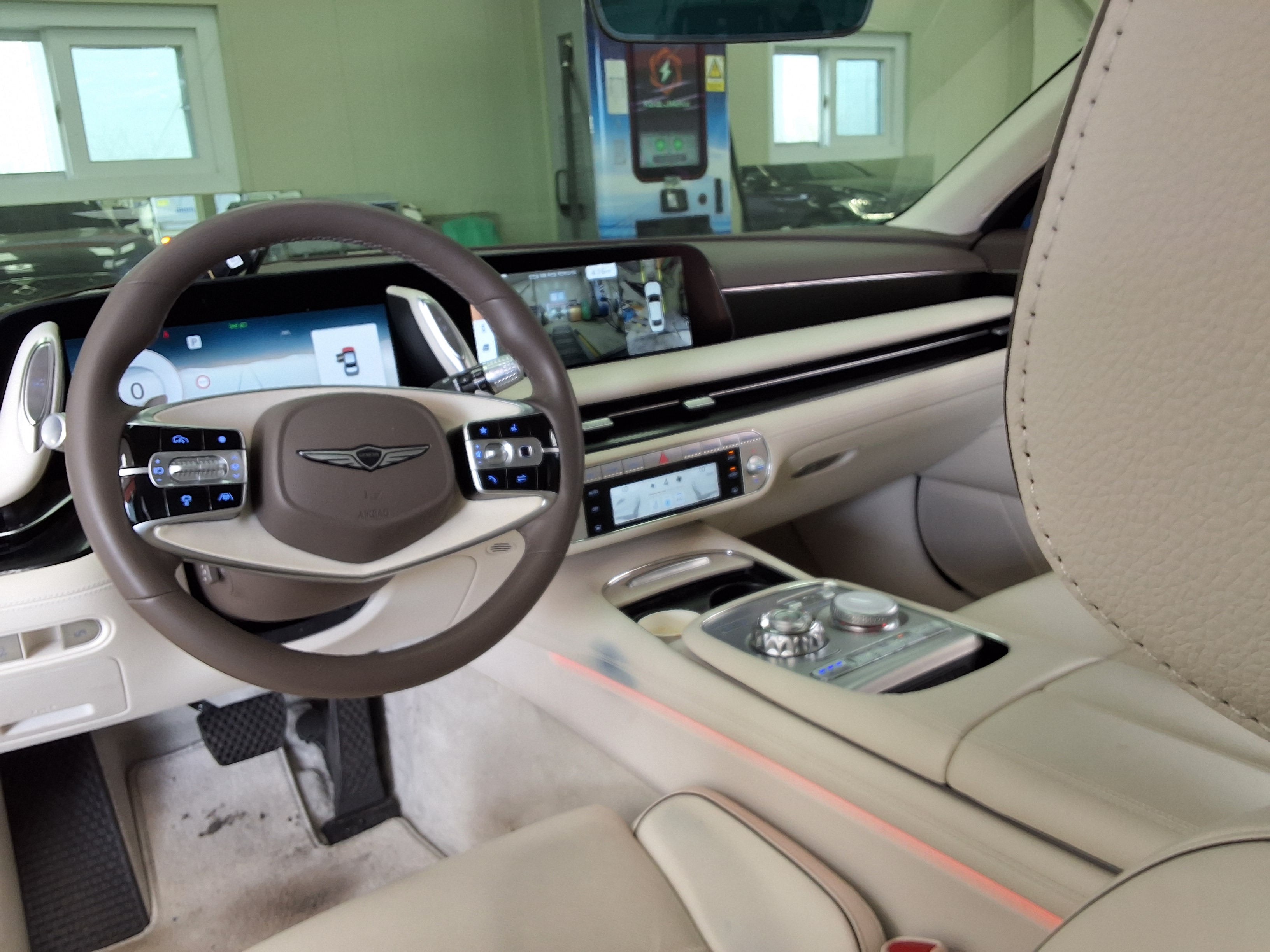 Hyundai Genesis 2023 - Image 10