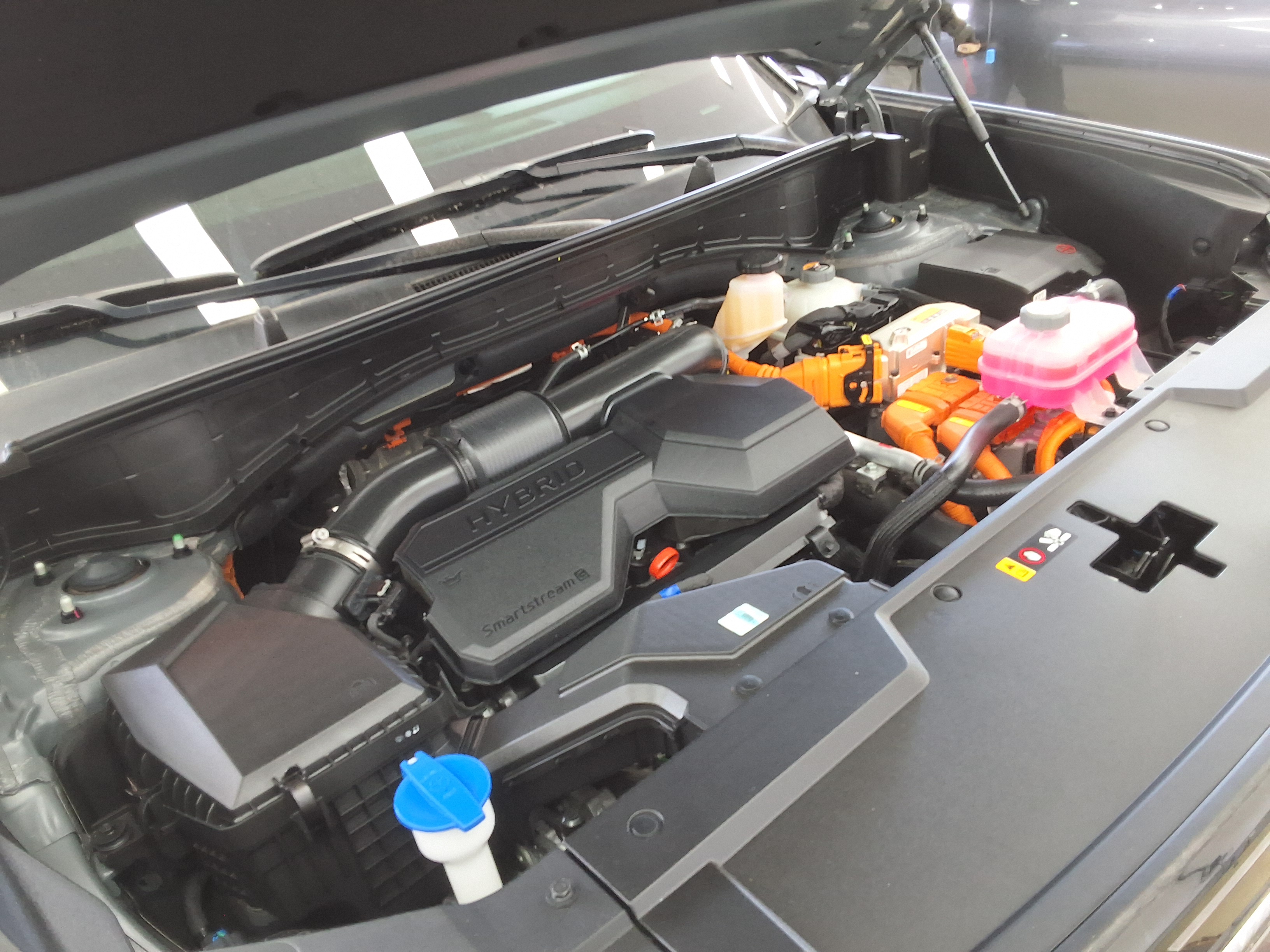 Hyundai Santa Fe 2025 - Image 16
