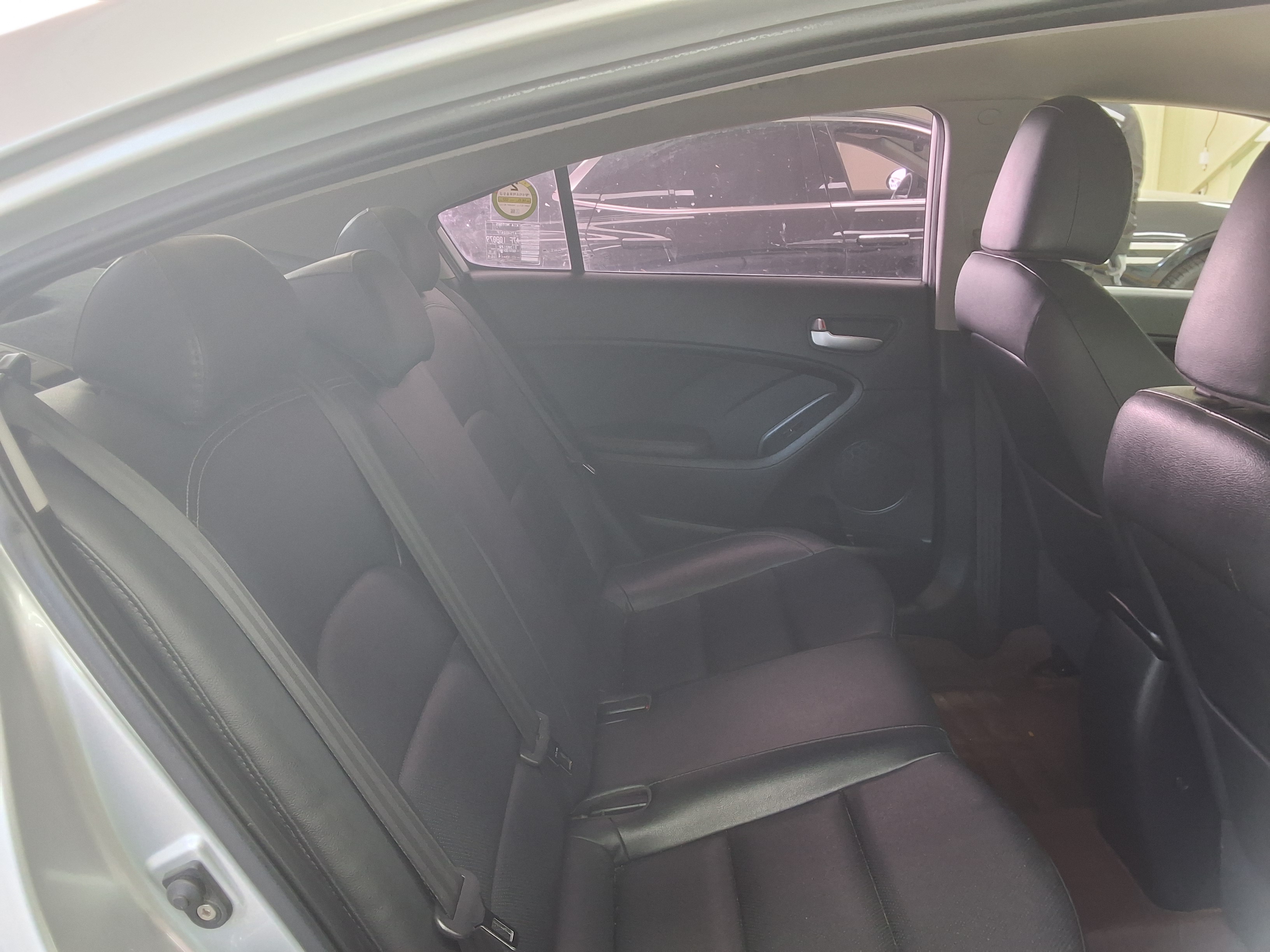 Kia K3 2013 - Image 12