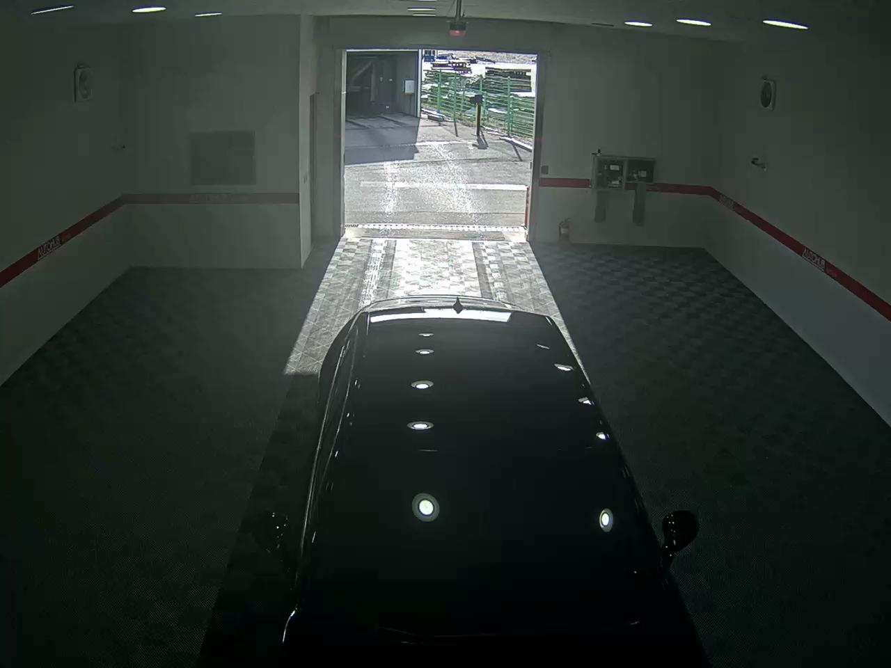 Hyundai Genesis 2023 - Image 6