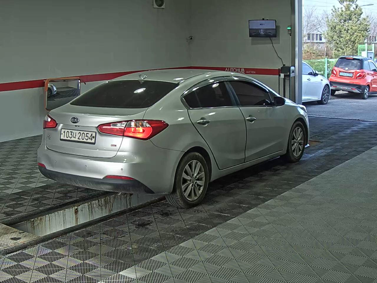 Kia K3 2013 - Image 4