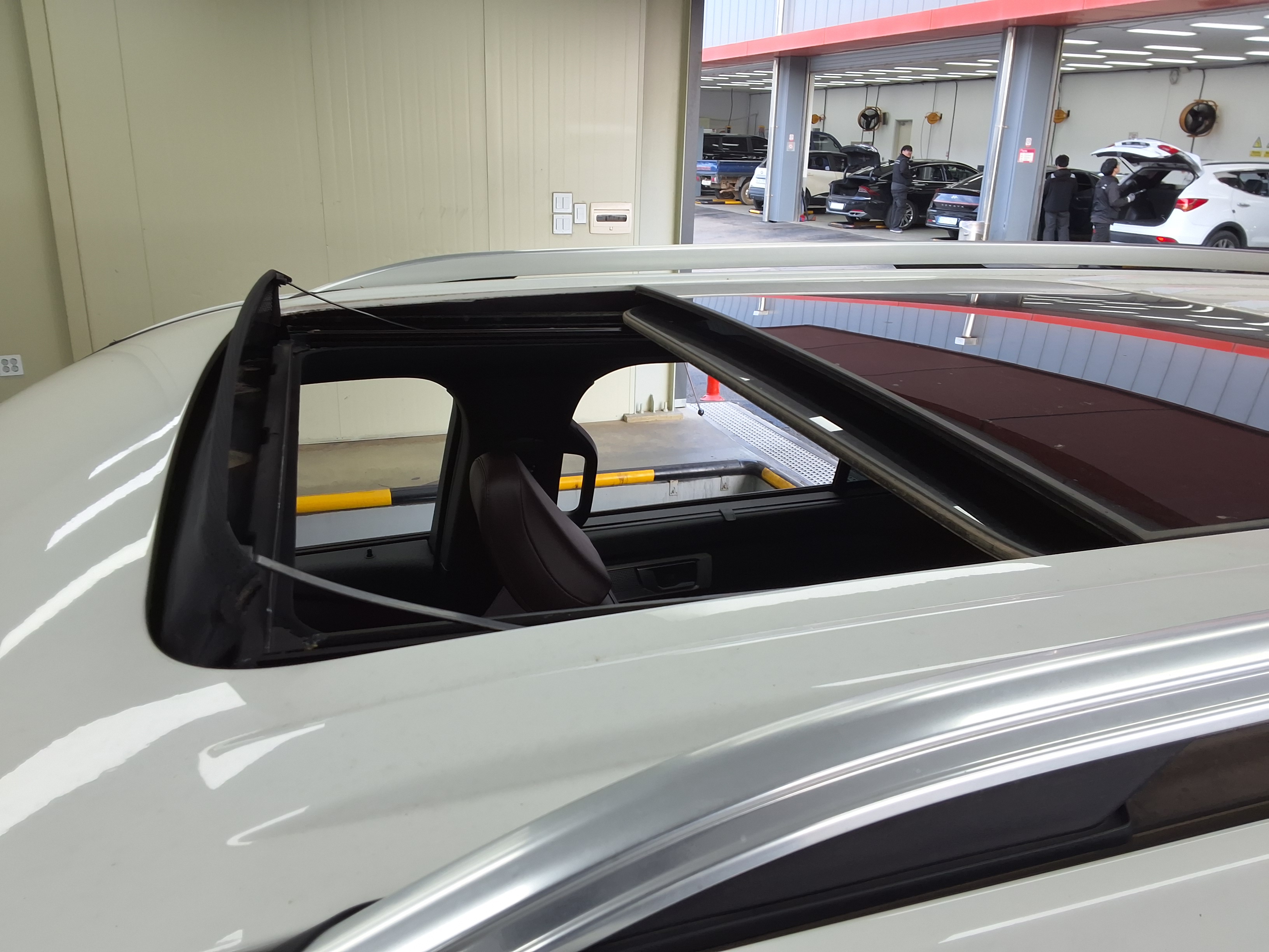 Ford Ford Mustang 2023 - Image 18