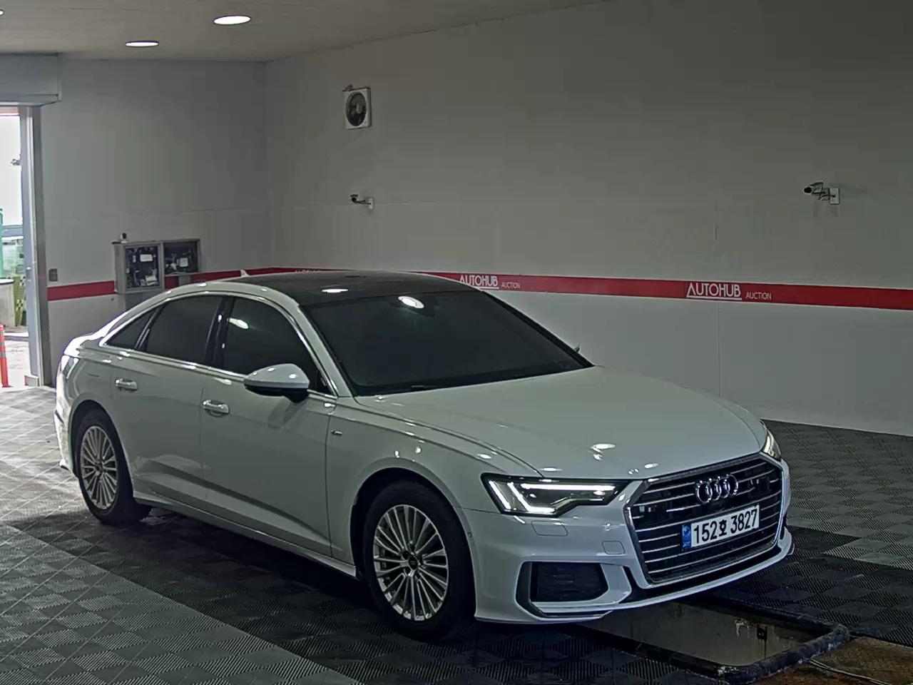 أودي A6 - 2