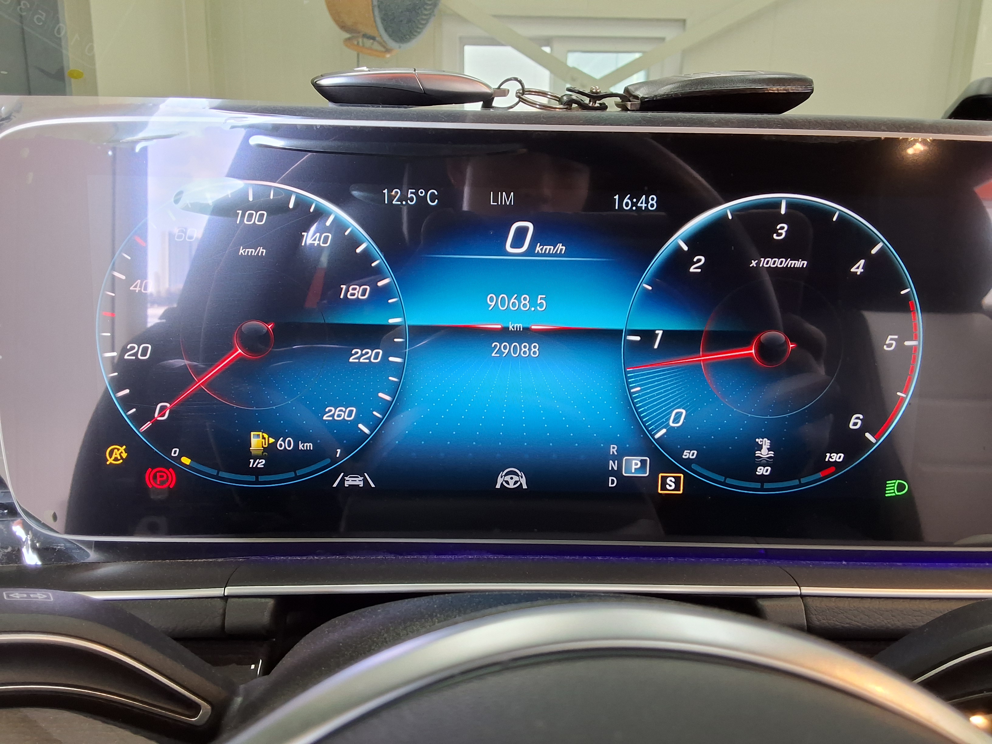 مرسيدس بنز GLE 2022 - صورة 8