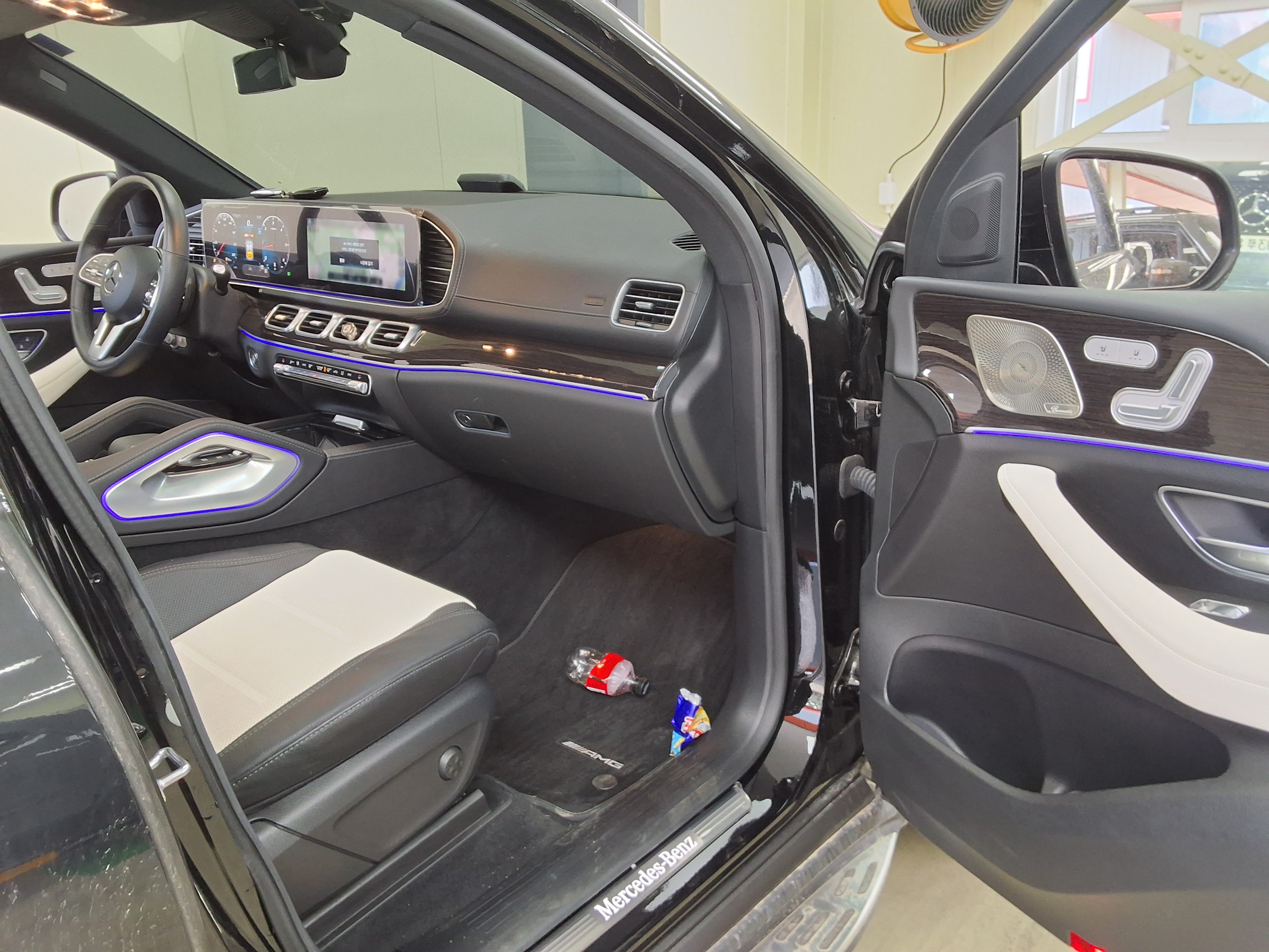 مرسيدس بنز GLE 2022 - صورة 13