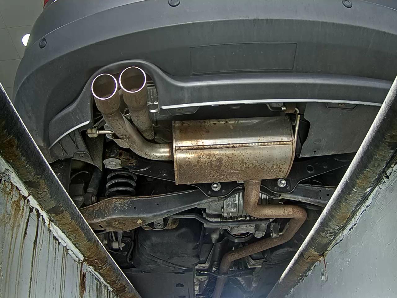 Volkswagen Tiguan - 7