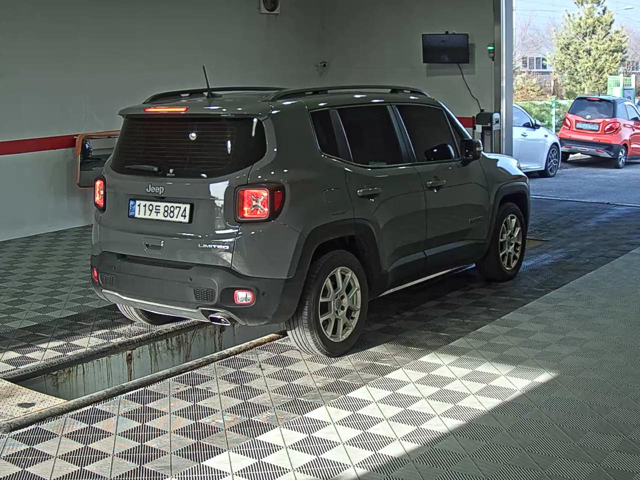 Jeep Renegade - 4