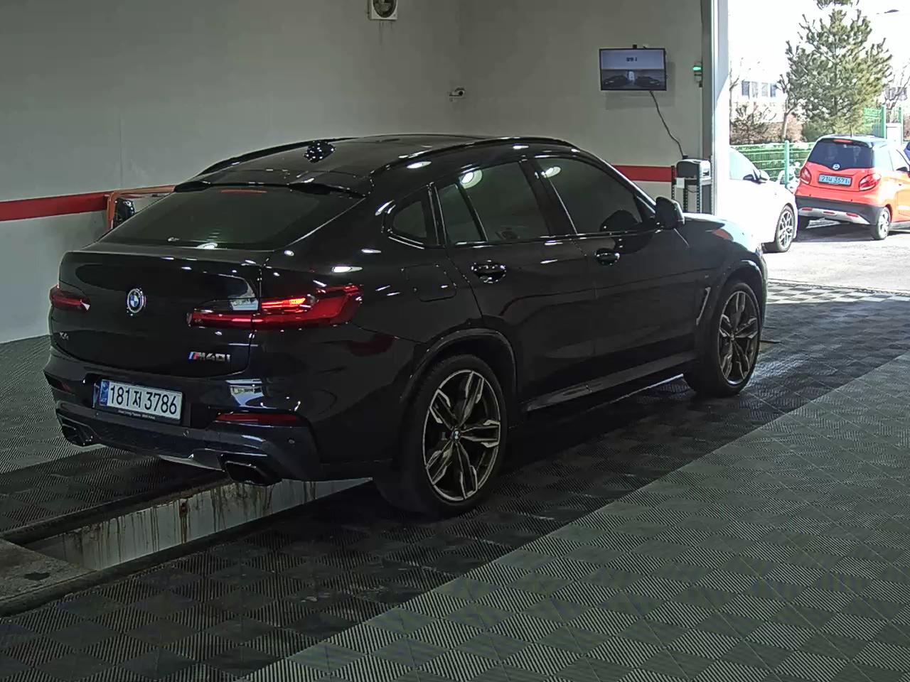BMW X4 - 4
