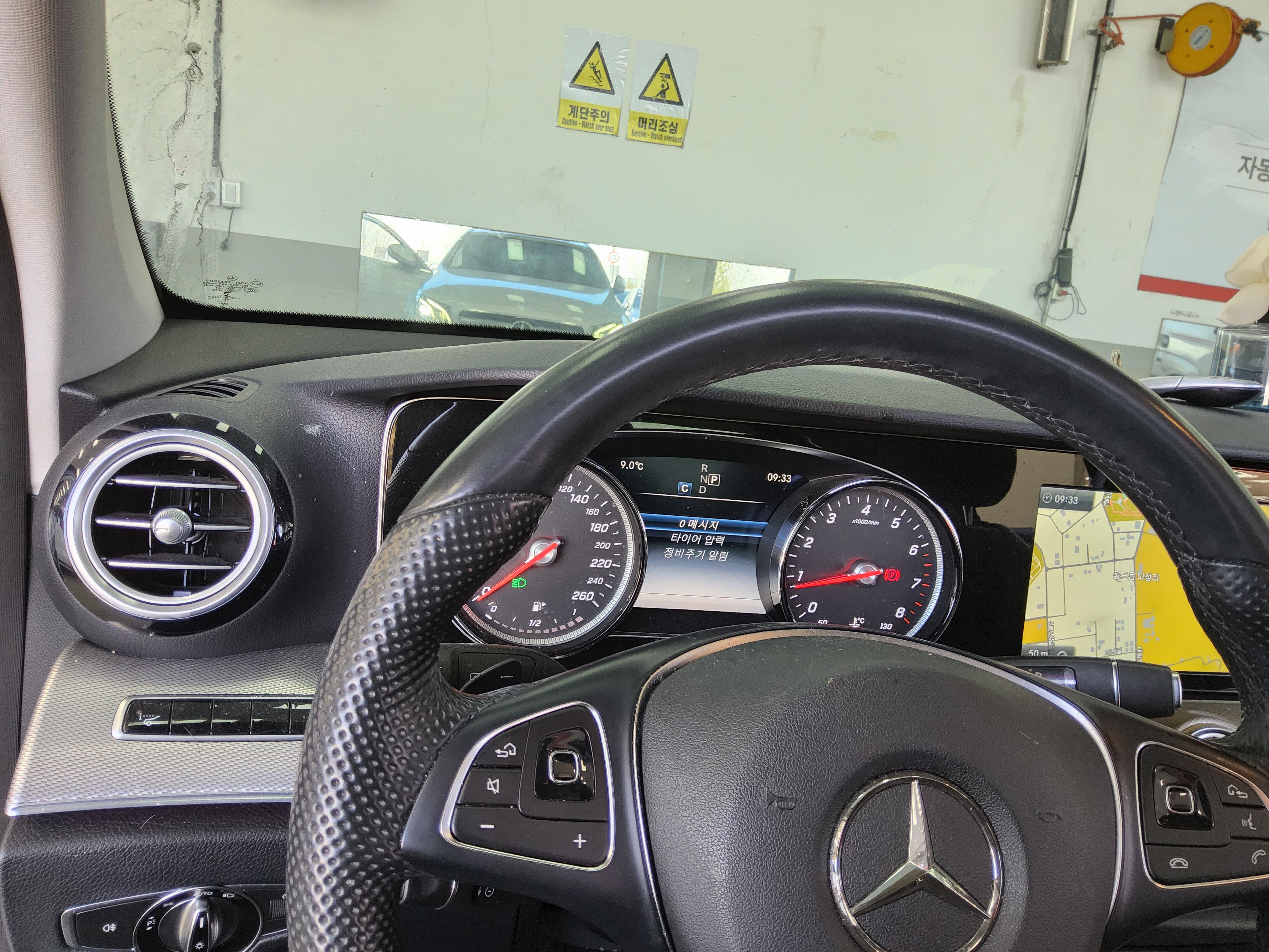 메르세데스-벤츠 E-클래스 2017 - 이미지 16