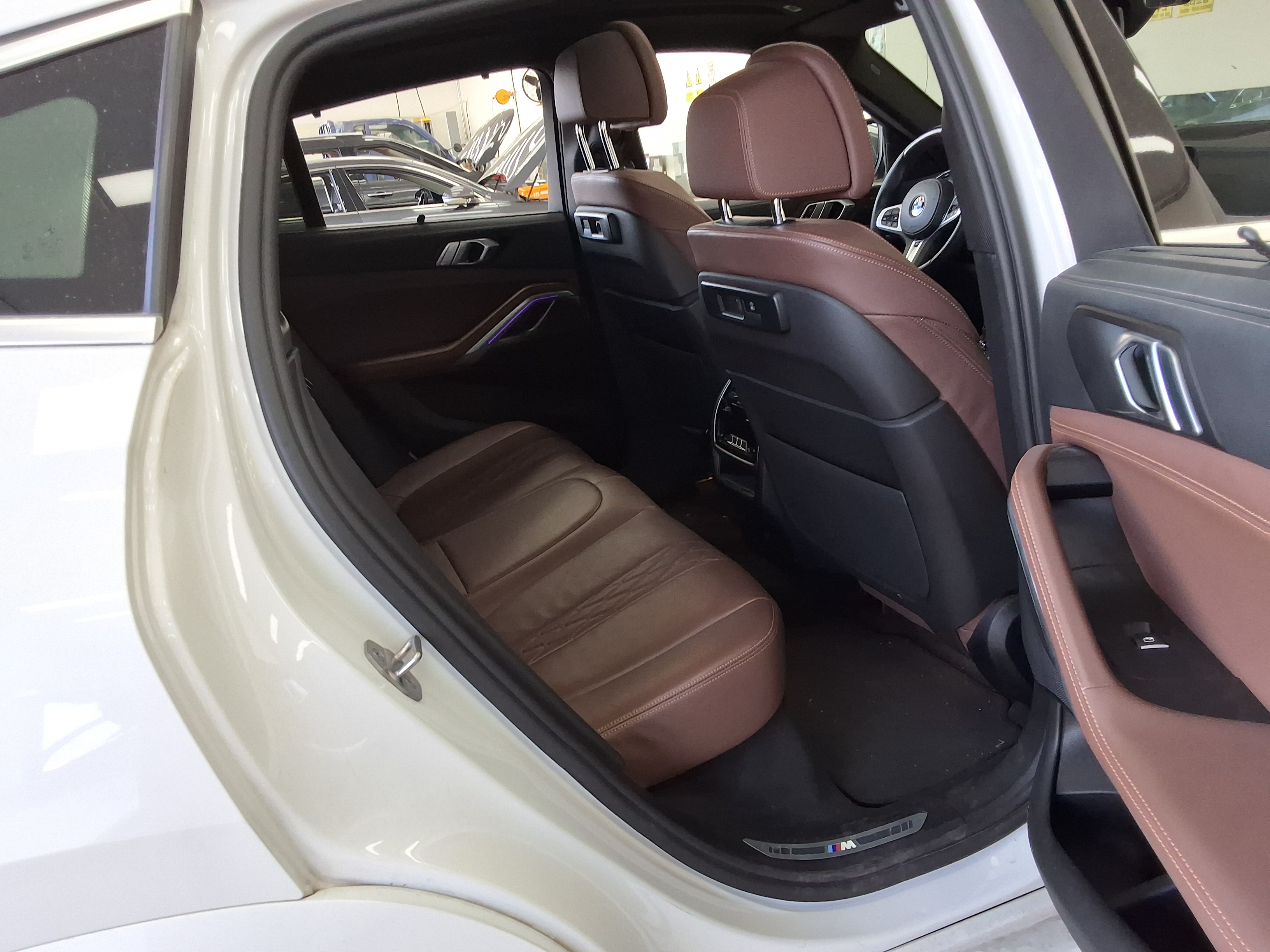 BMW X6 - 12