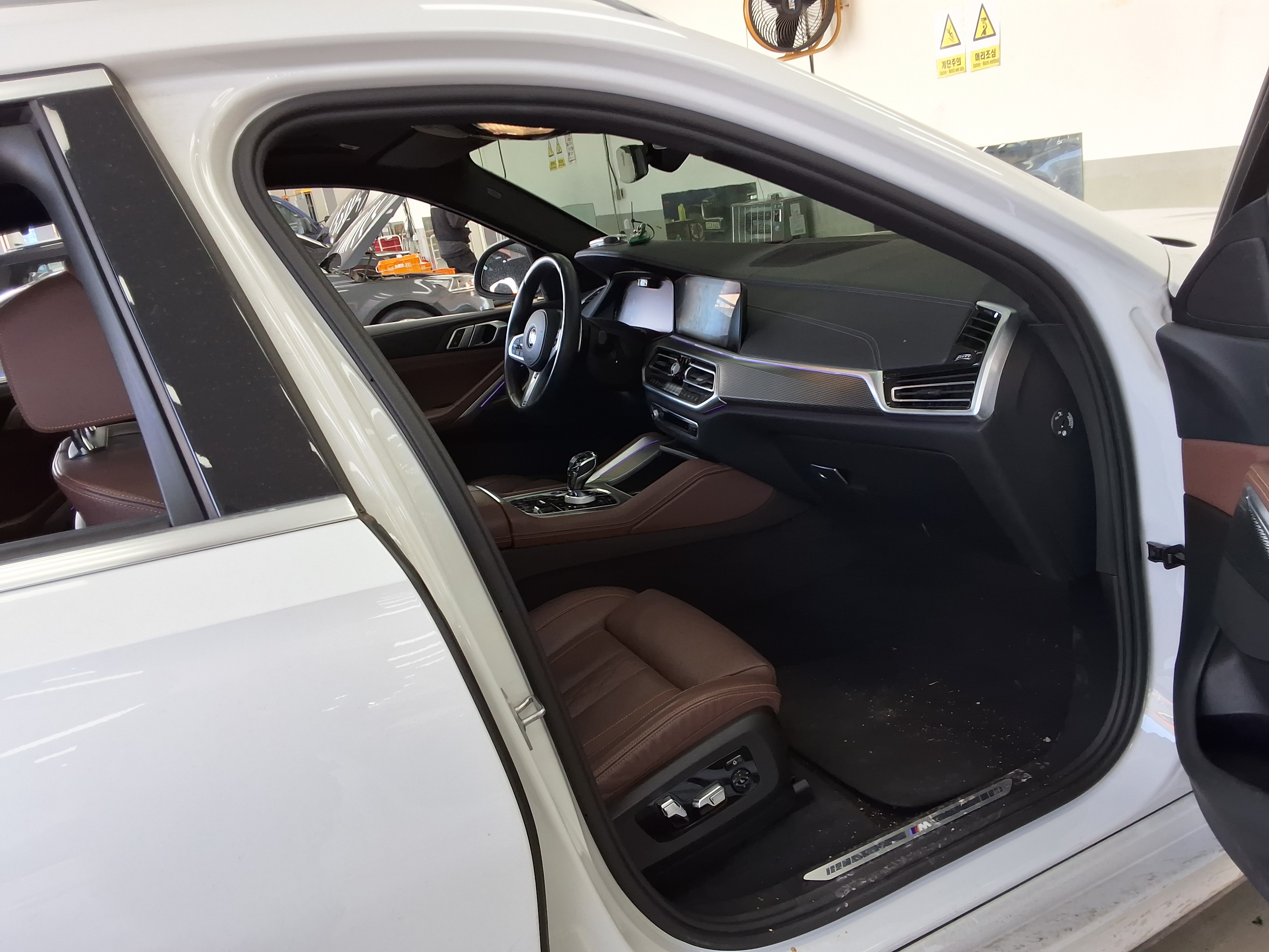 BMW X6 - 13