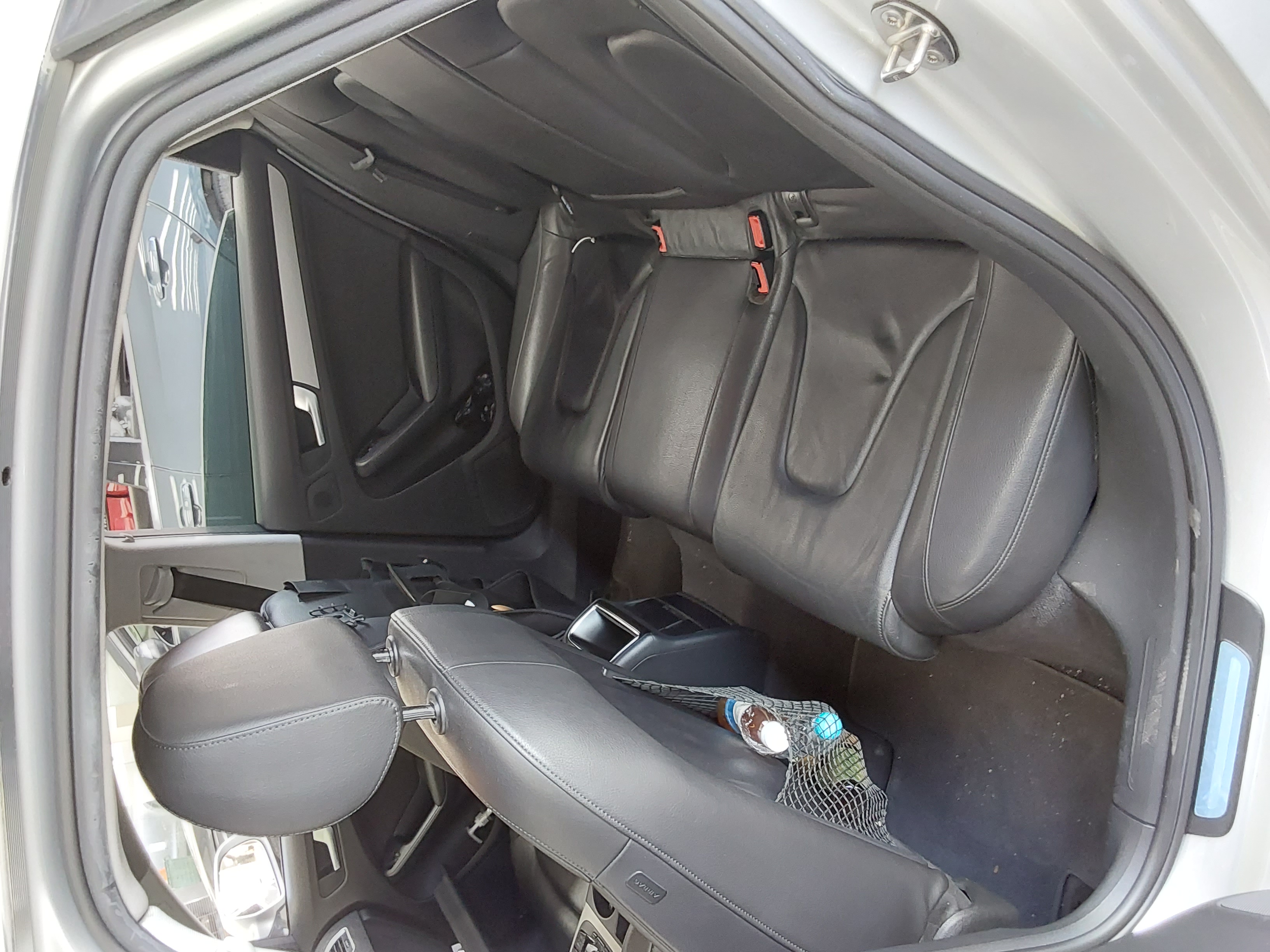 Audi A4 2010 - Image 11
