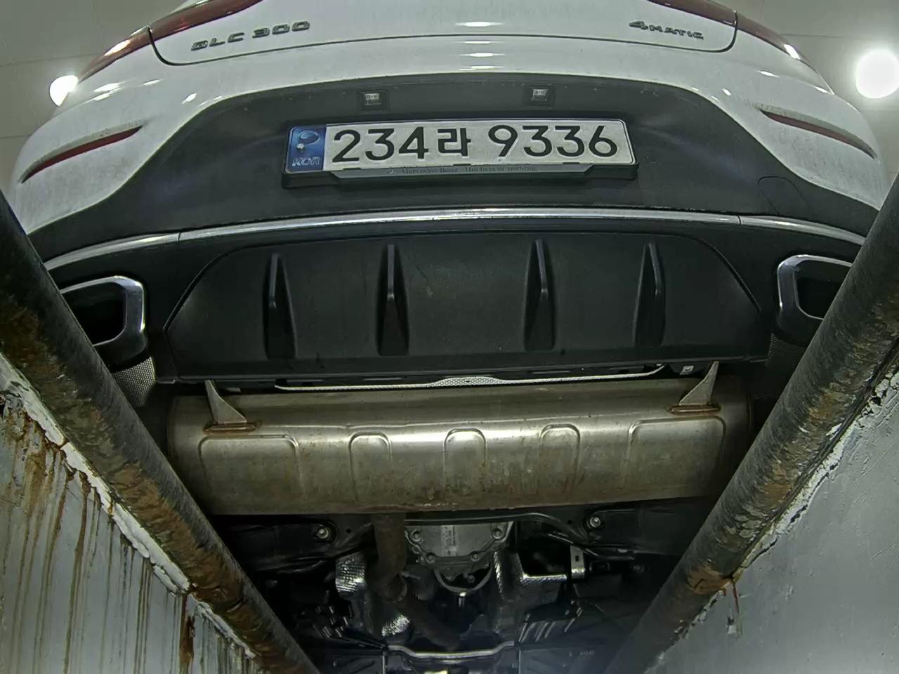 مرسيدس بنز GLC - 7