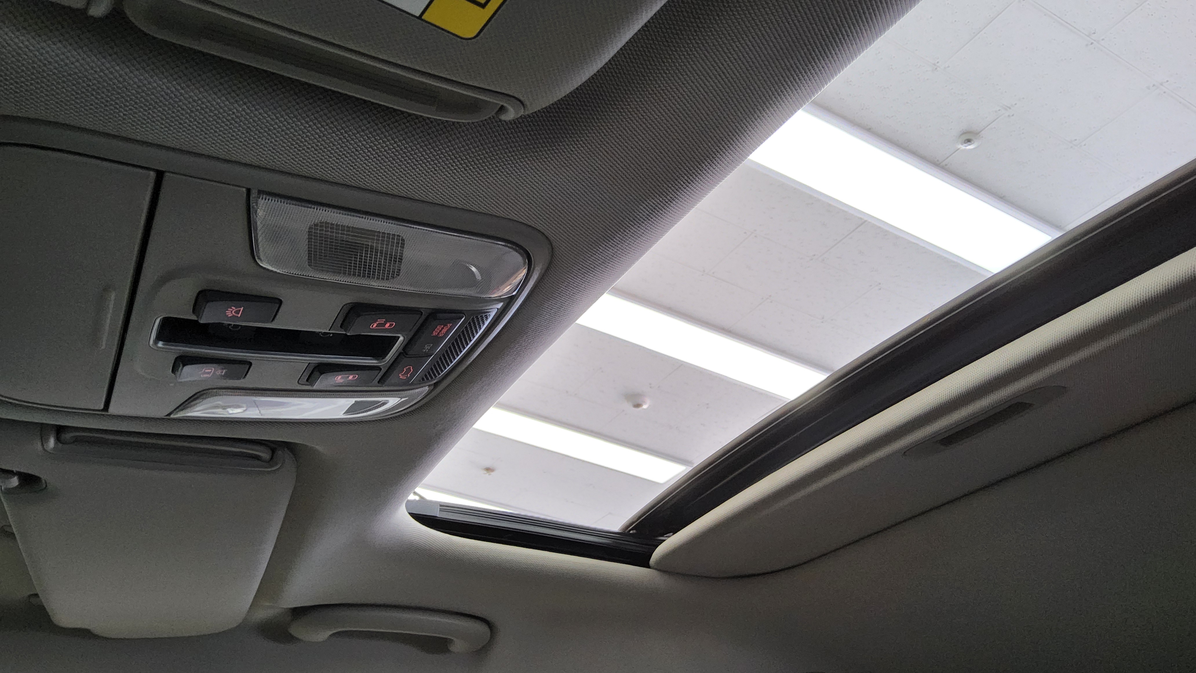 Kia 올 2015 - Image 16
