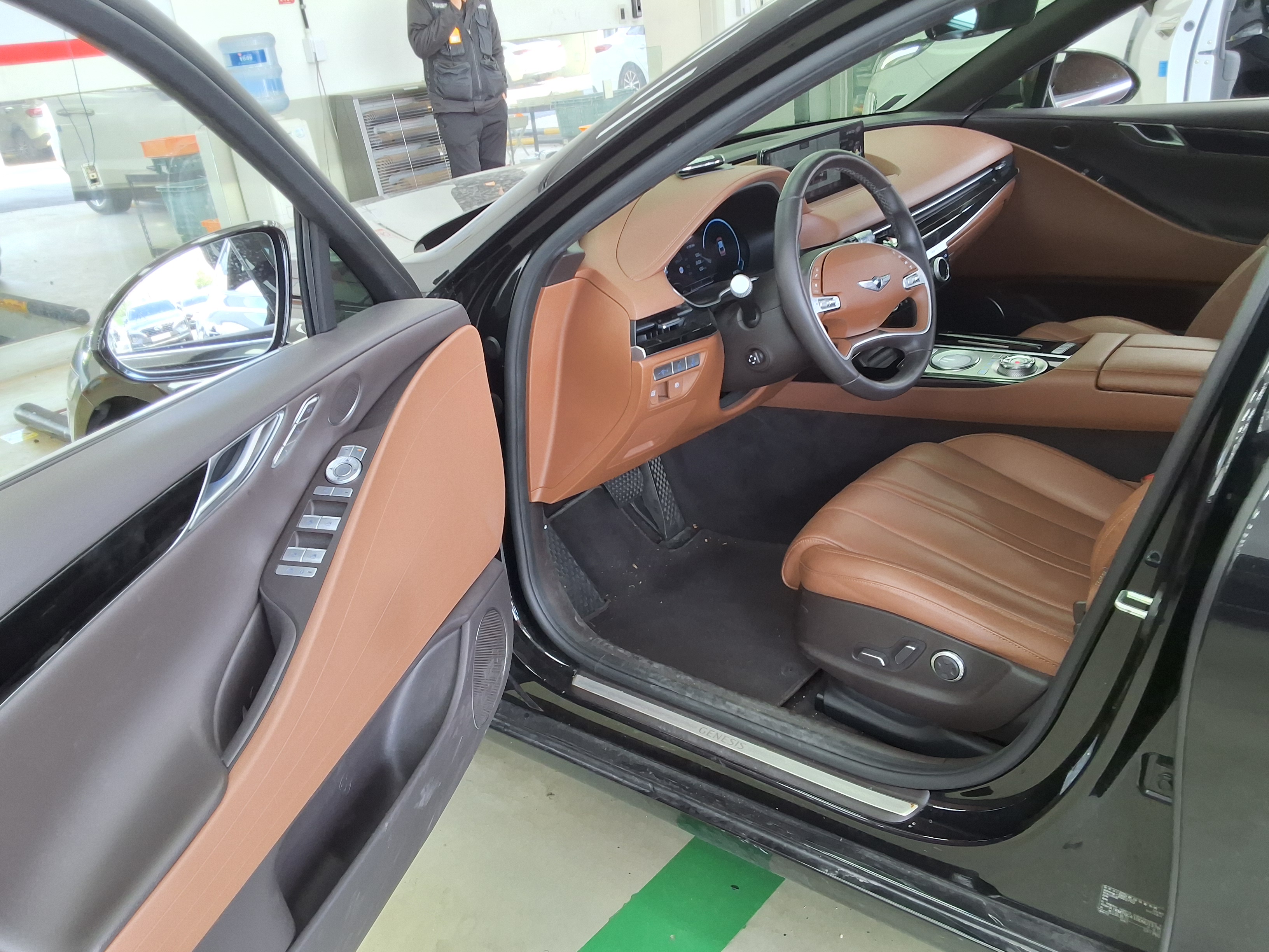 2022 - genesis g80