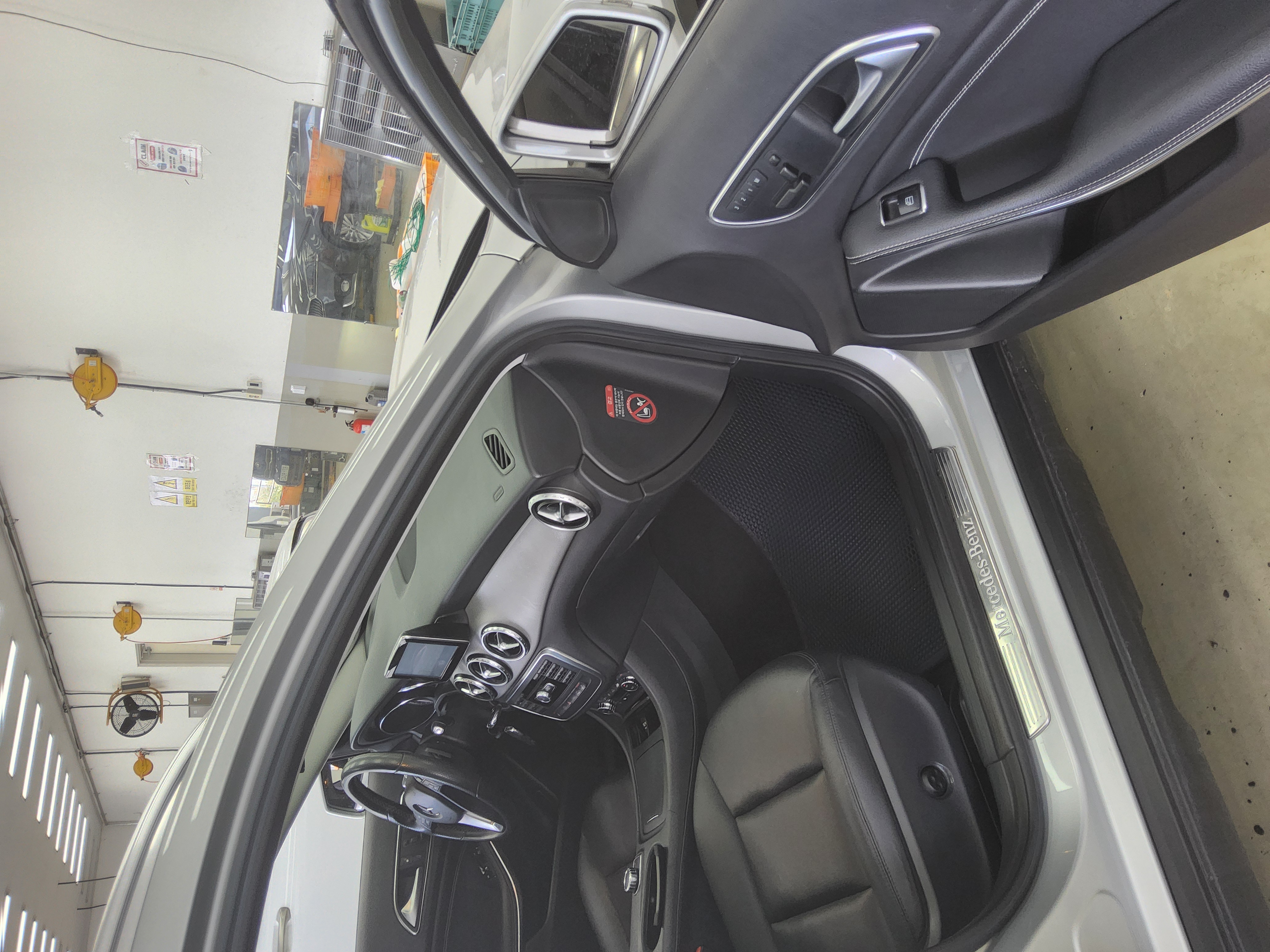 Mercedes-Benz GLA-Class - 13