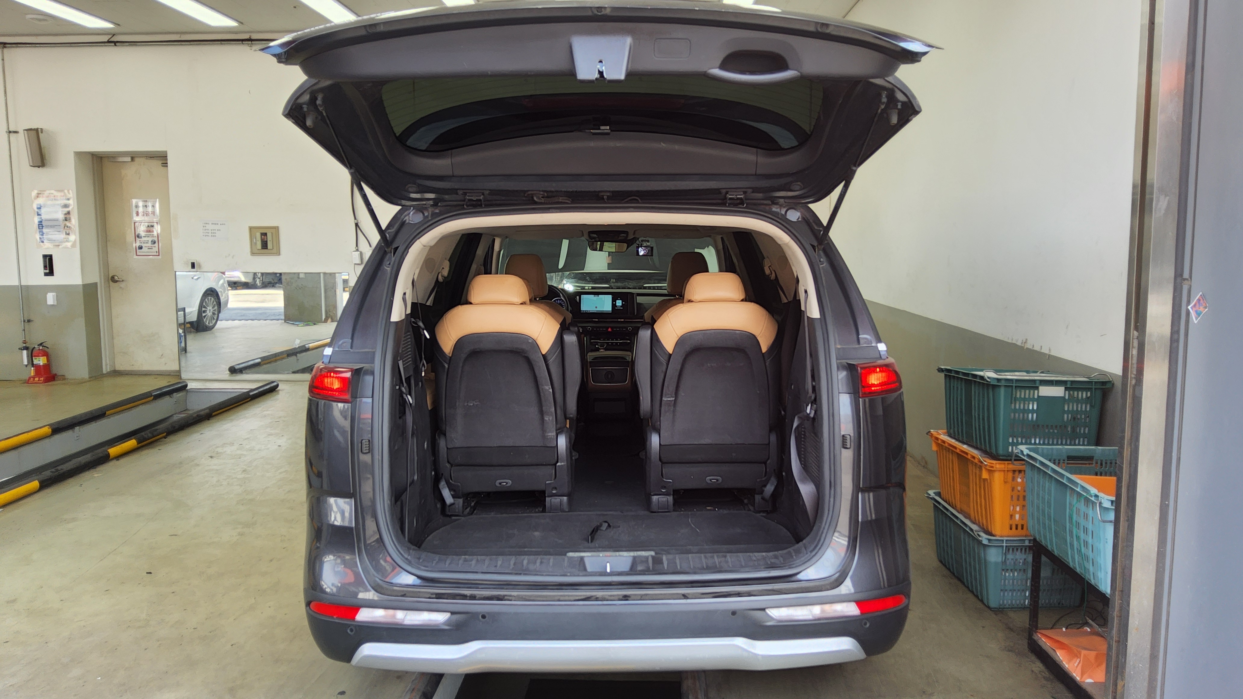 2022 - kia carnival