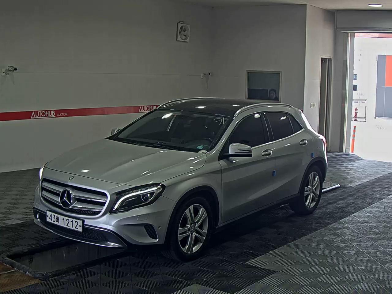 Mercedes-Benz GLA-Class
