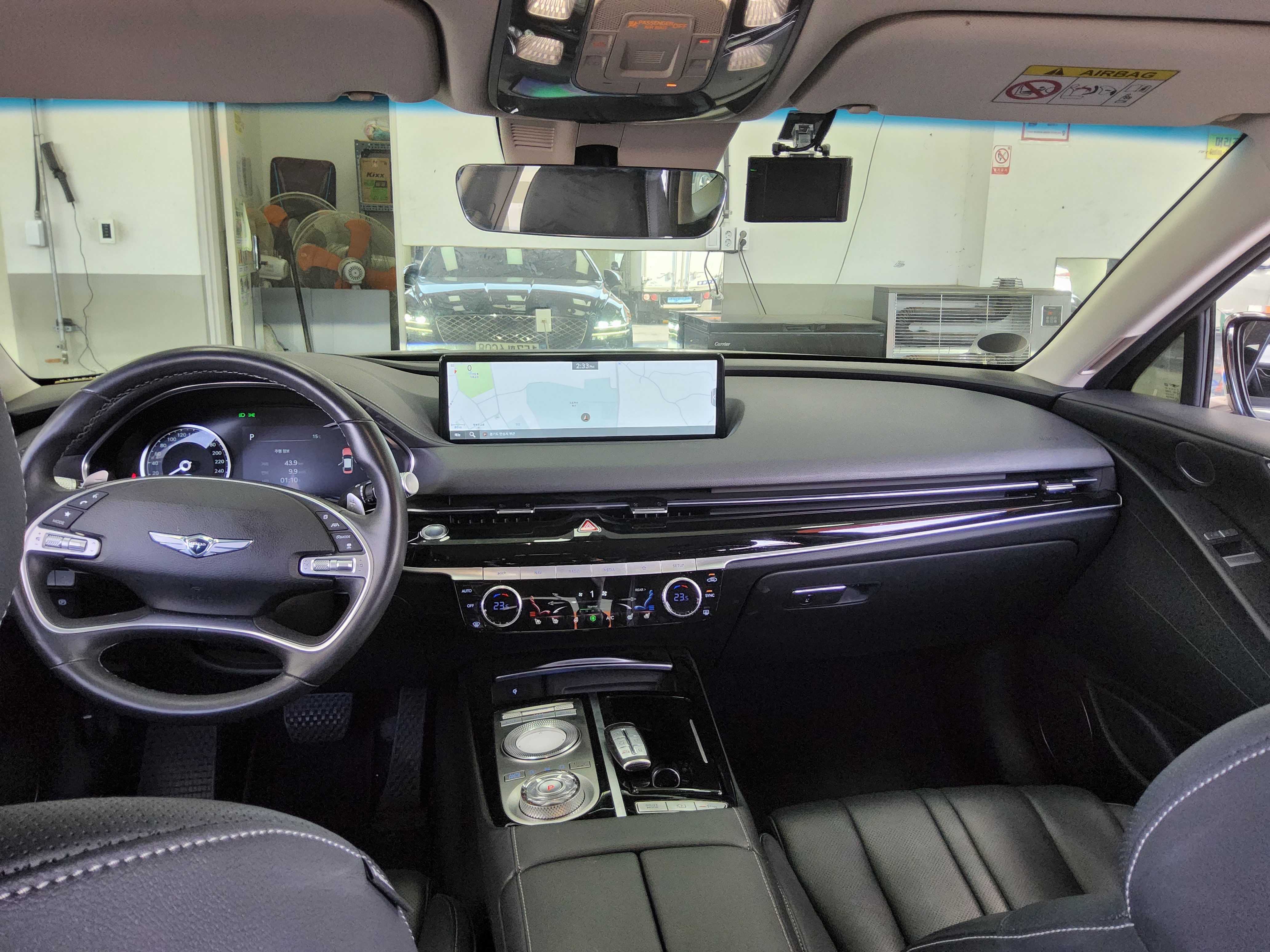 Hyundai Genesis 2021 - Image 10