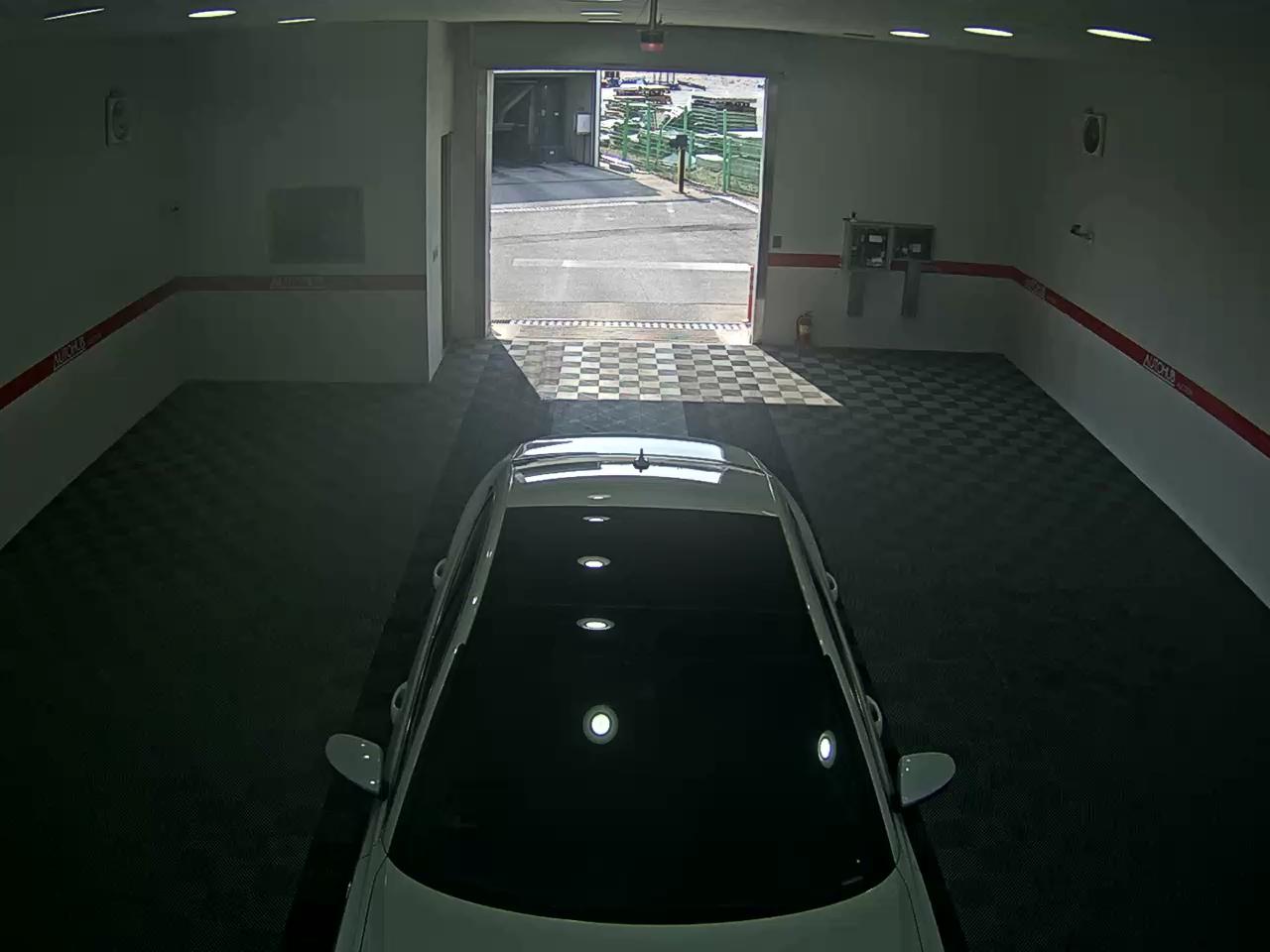 Audi A6 - 6