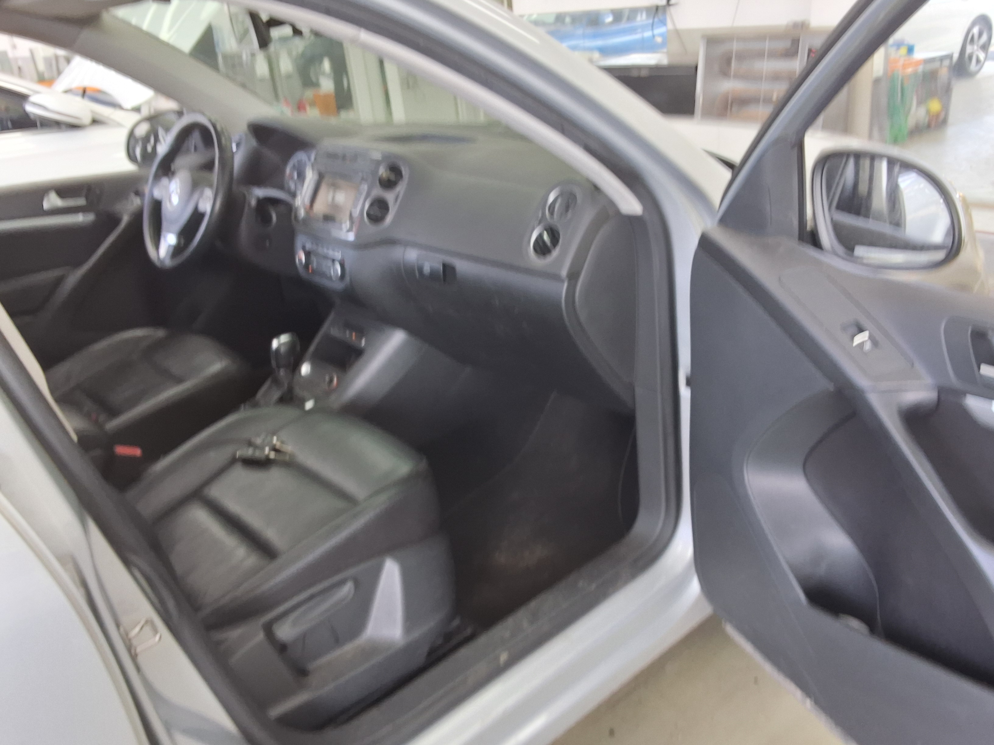 VOLKSWAGEN 티구안 - 13