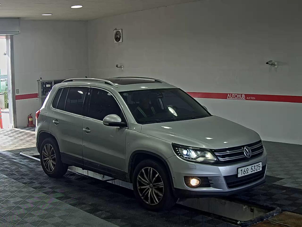 VOLKSWAGEN 티구안 - 2