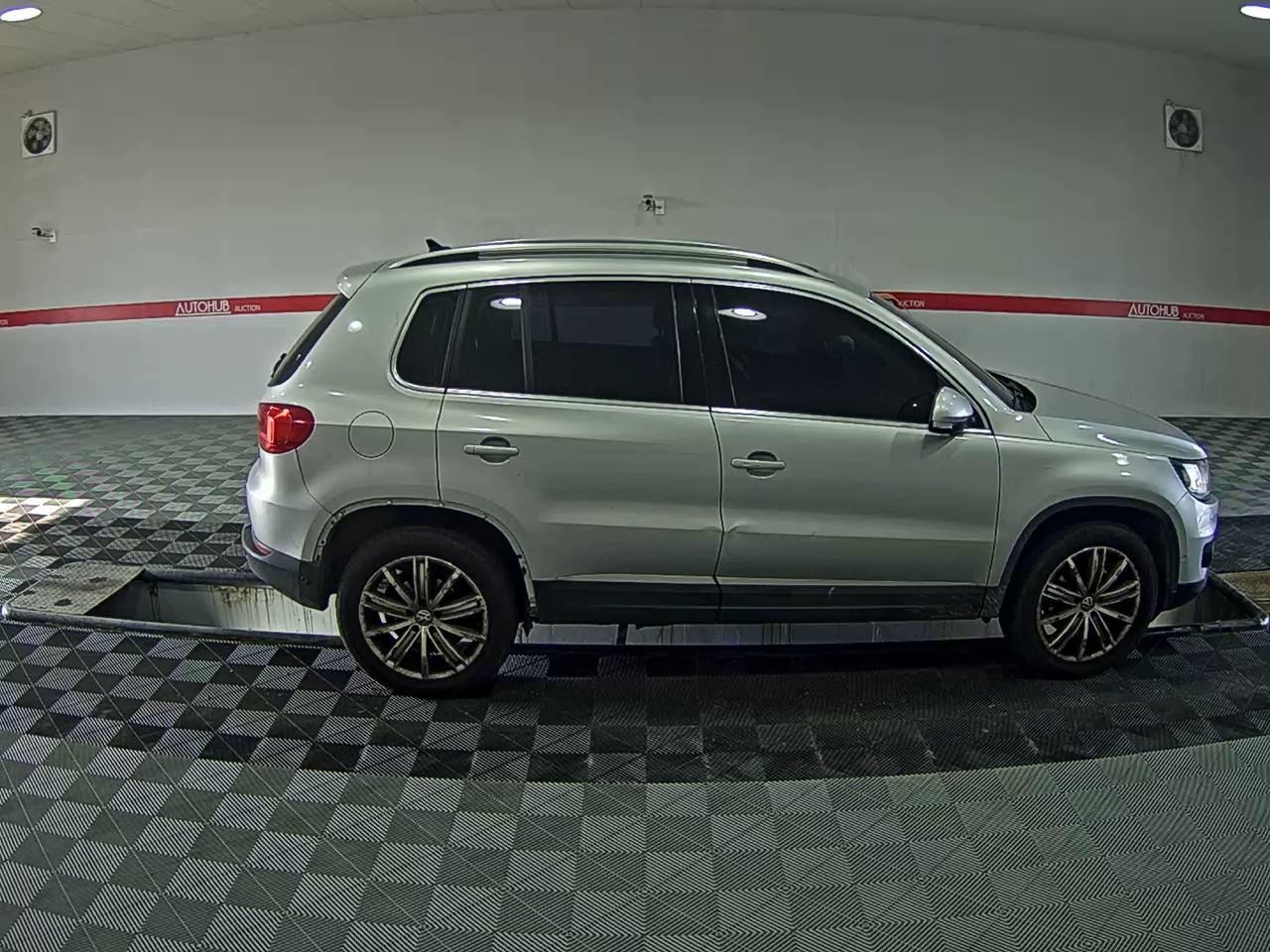 VOLKSWAGEN 티구안 - 3