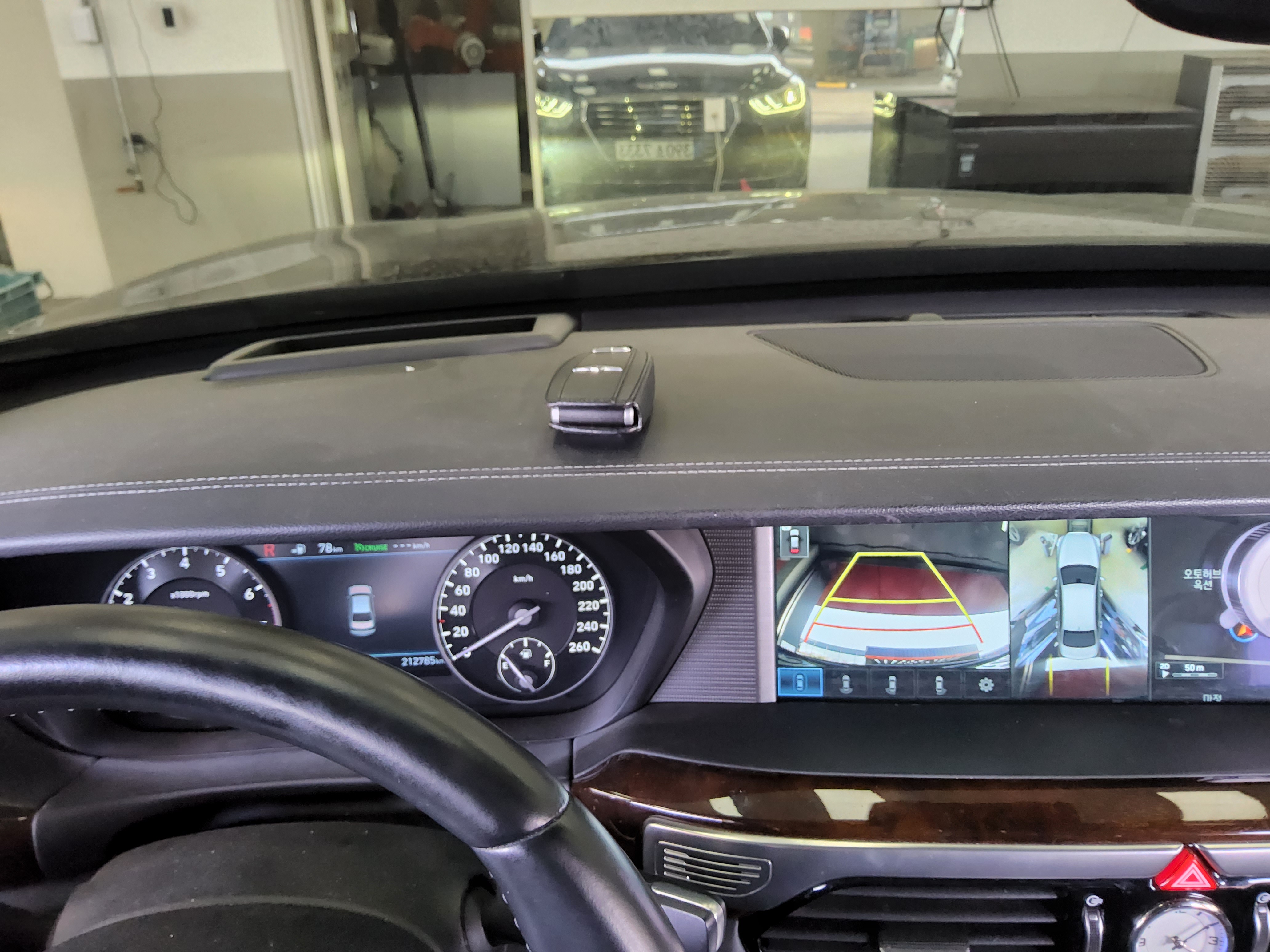 Hyundai Genesis EQ900 2016 - Image 17