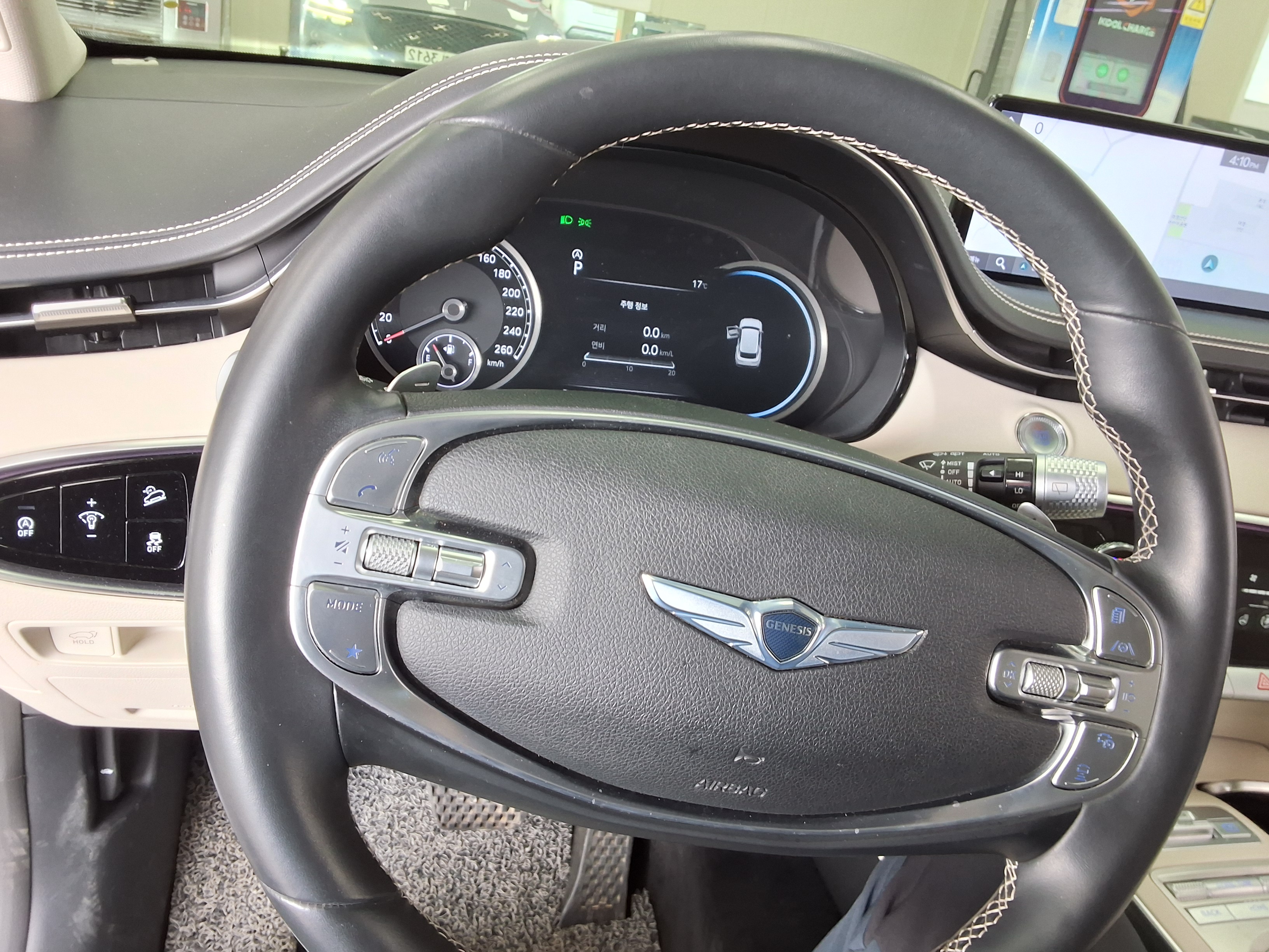 Genesis GV70 - 17