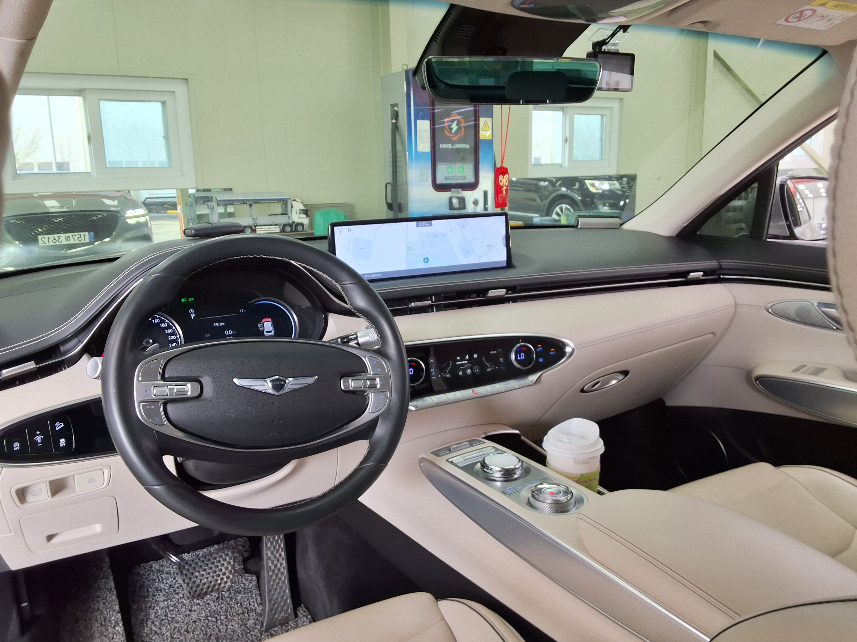 Genesis GV70 - 10
