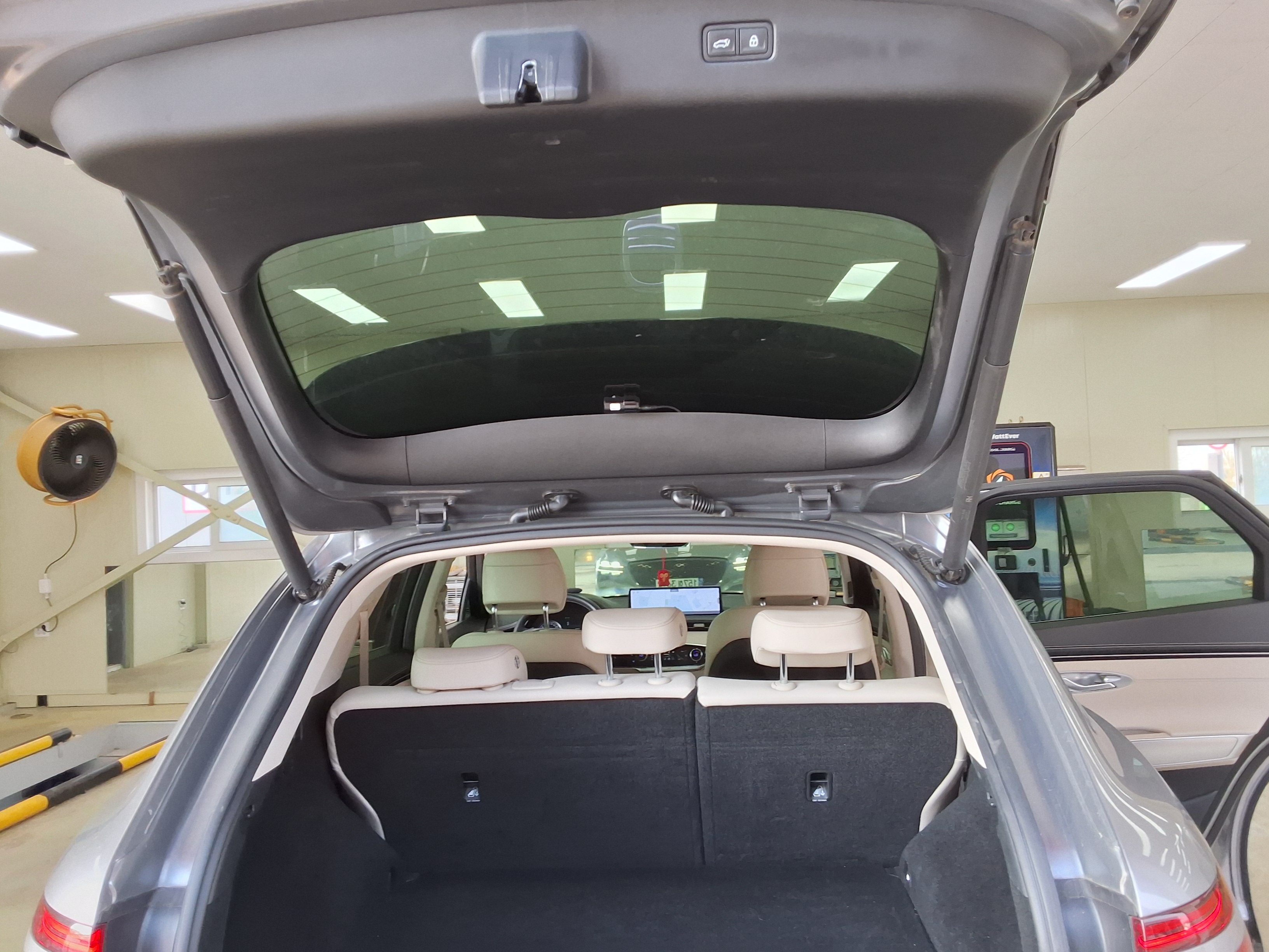 Genesis GV70 - 14