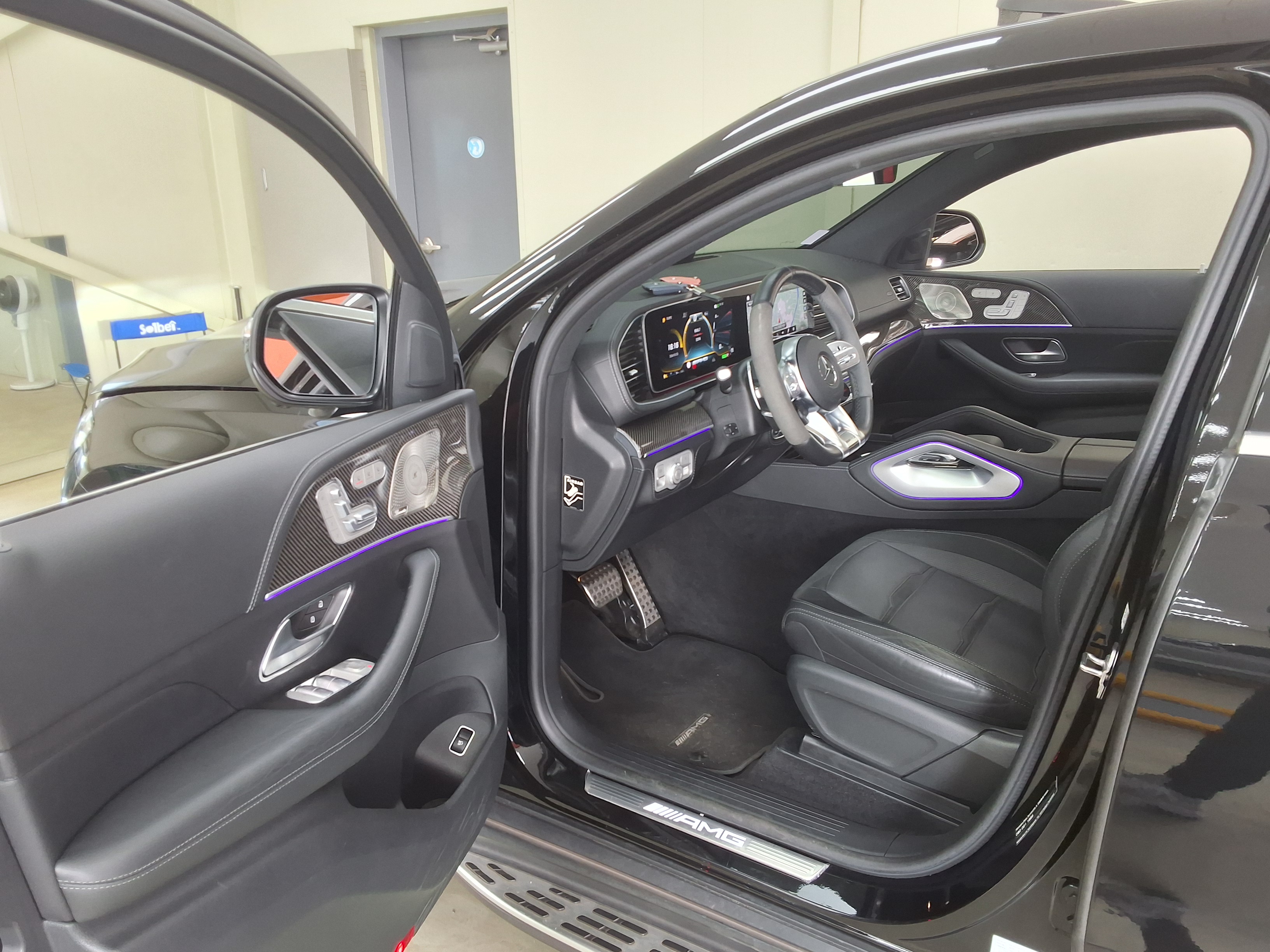مرسيدس بنز GLE - 9