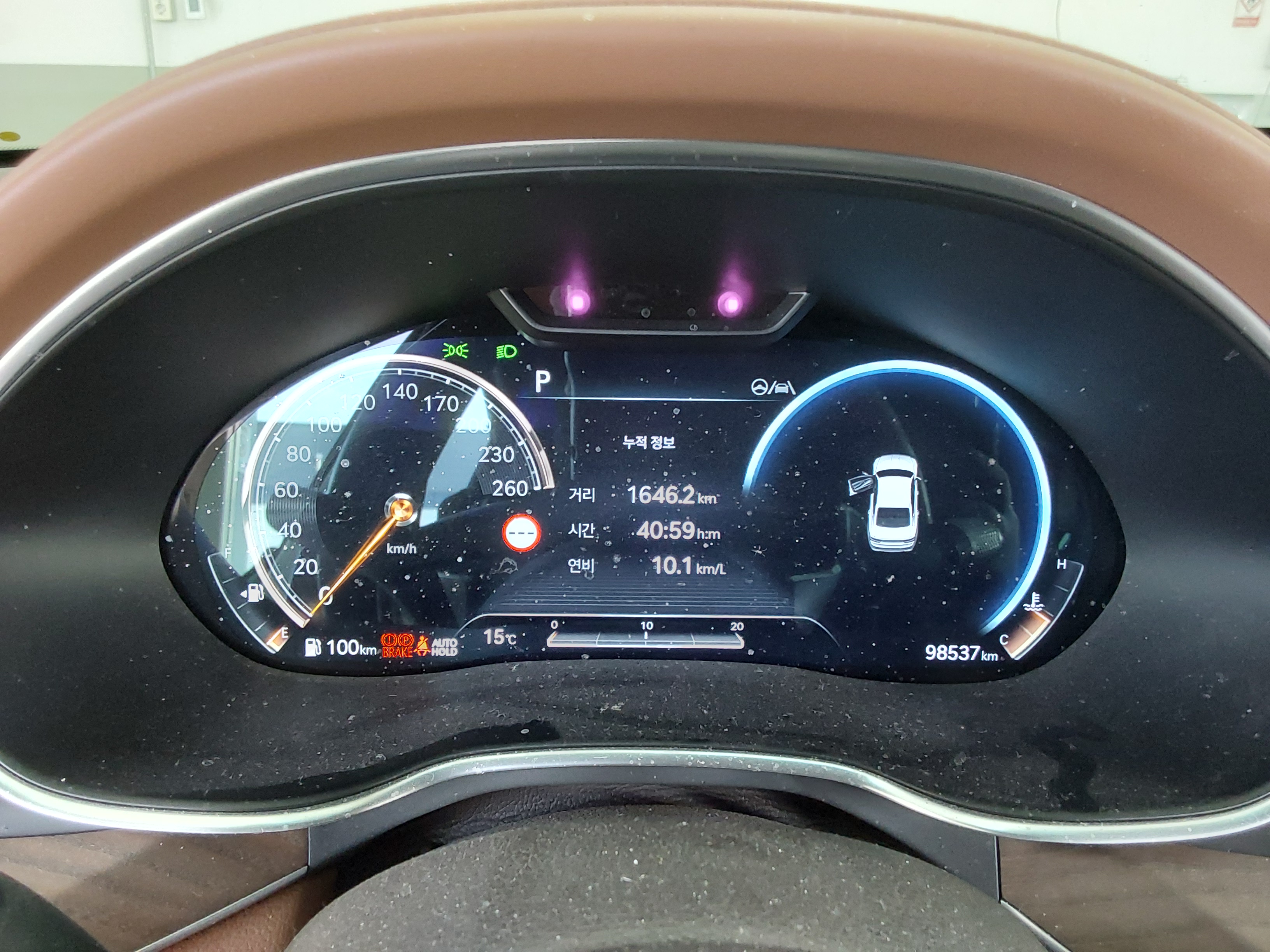 Hyundai Genesis - 8