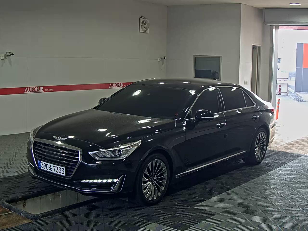 Hyundai Genesis EQ900